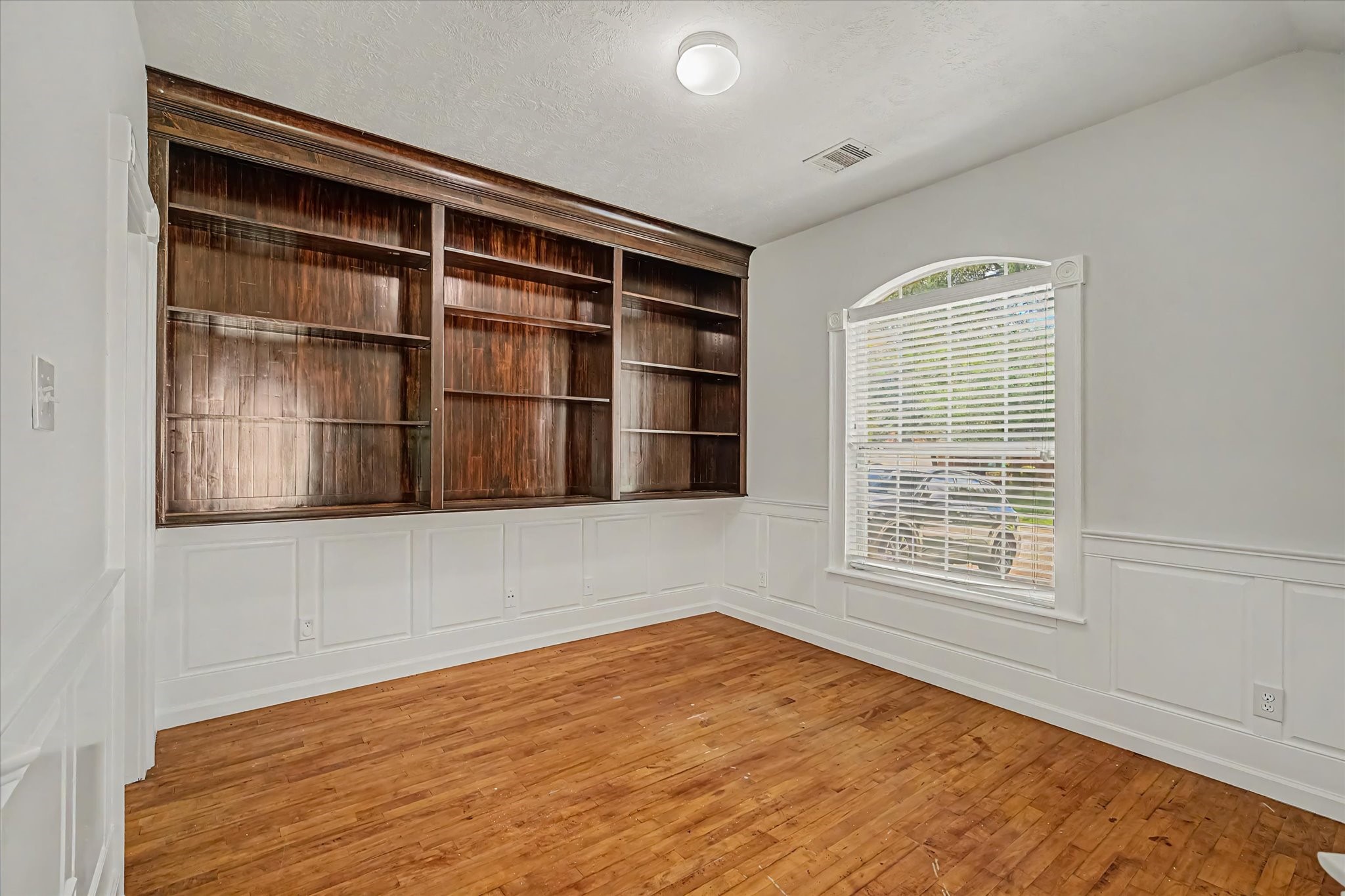 14022 Wild Dove Court Property Photo 10