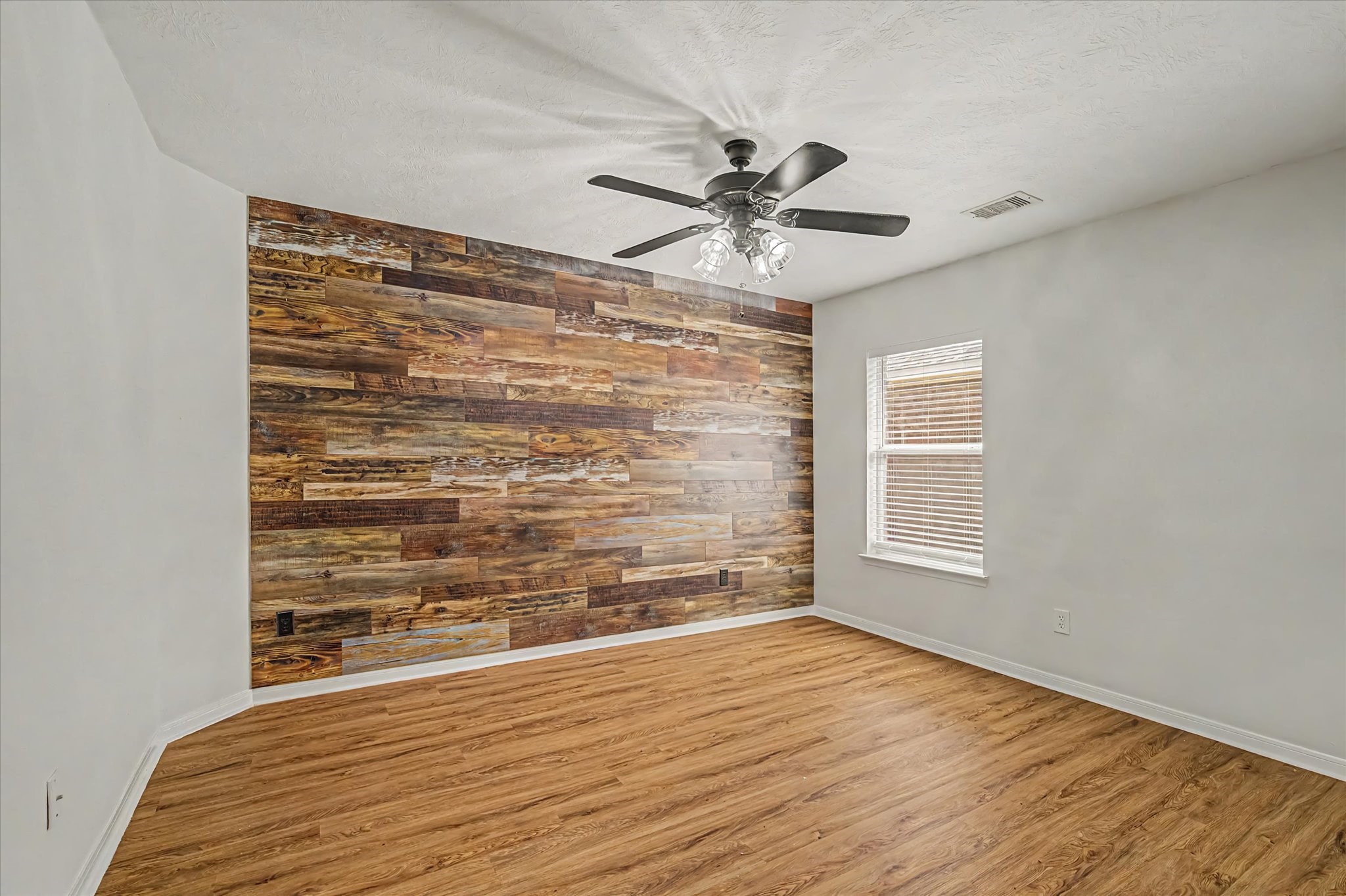 14022 Wild Dove Court Property Photo 33
