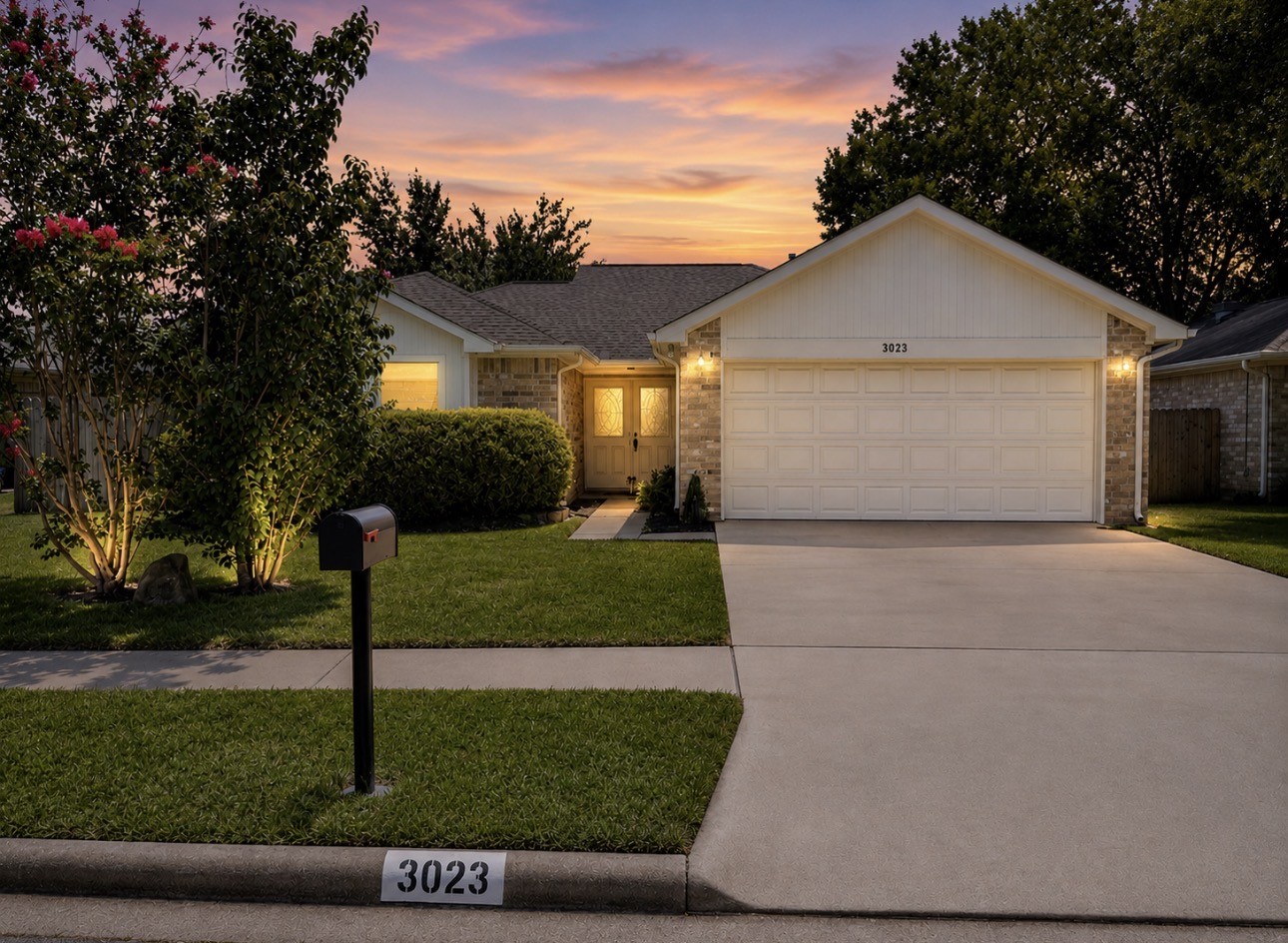 3023 Garden Lane Property Photo 2