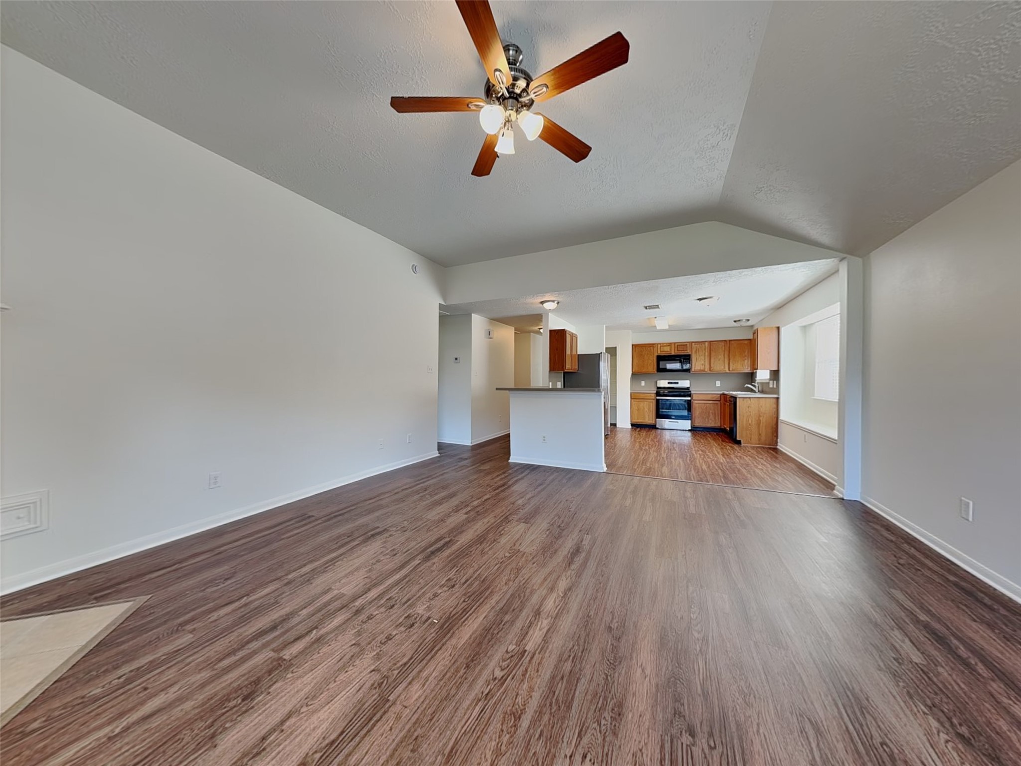 32007 Annice Lane Property Photo 6