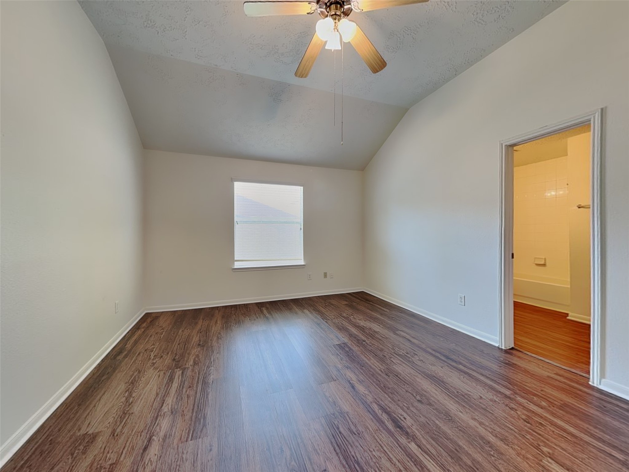 32007 Annice Lane Property Photo 11
