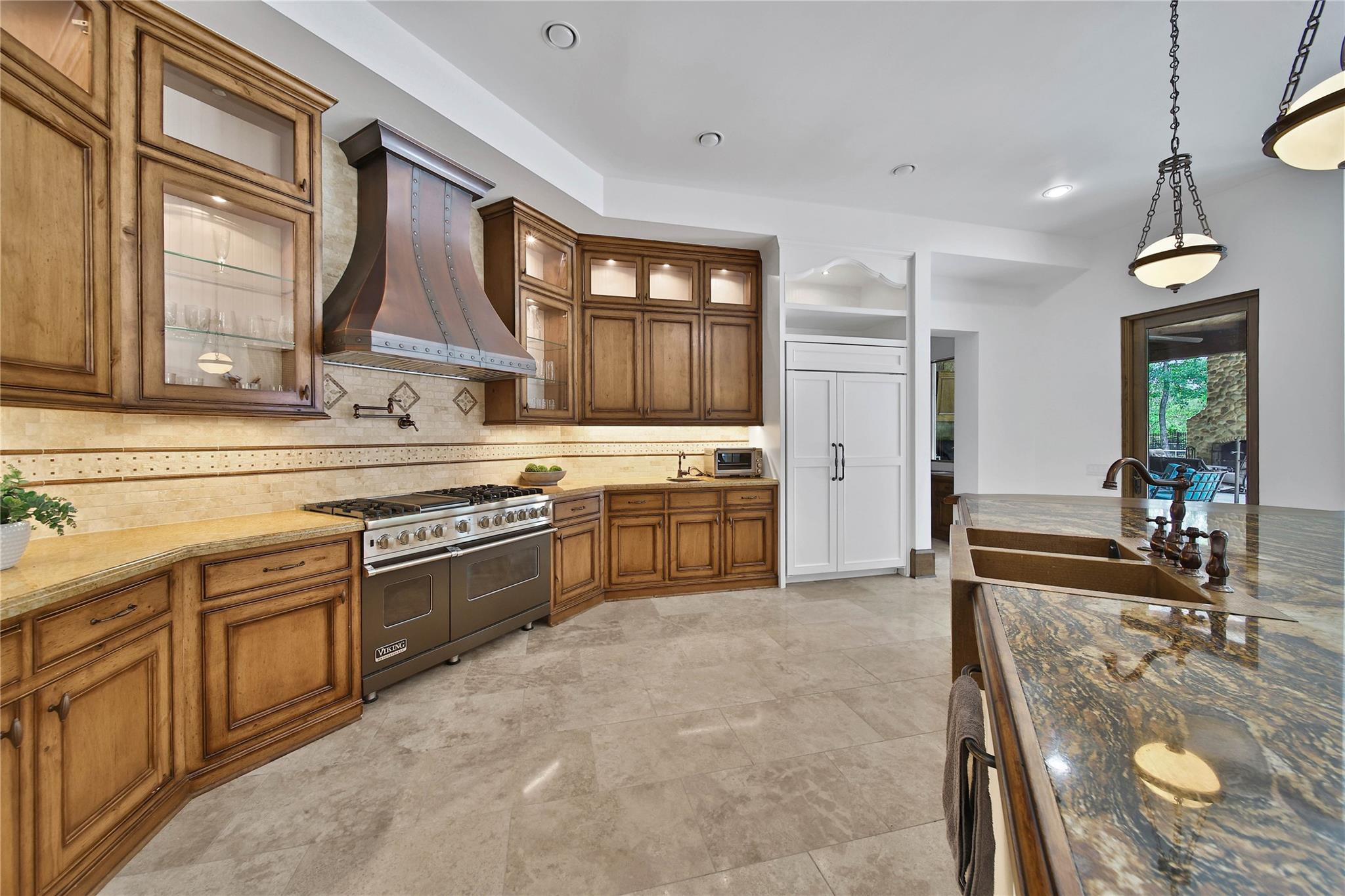 247 S Fazio Way Property Photo 15