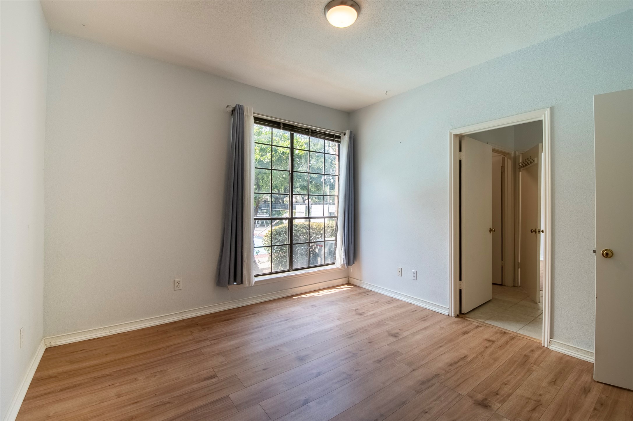 8055 Cambridge Street 101 Property Photo 8