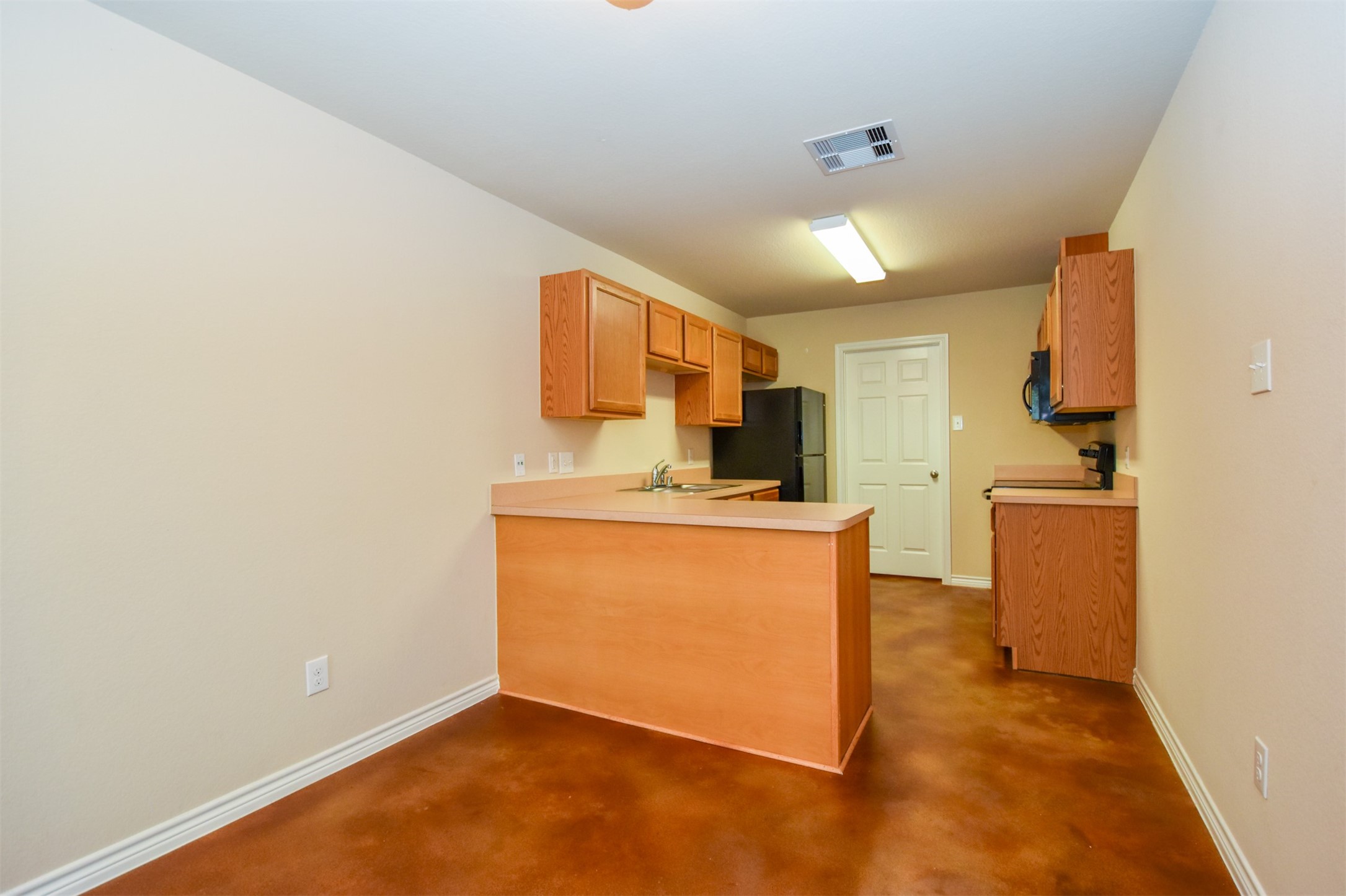 1107 Parkhurst Avenue B Property Photo 4