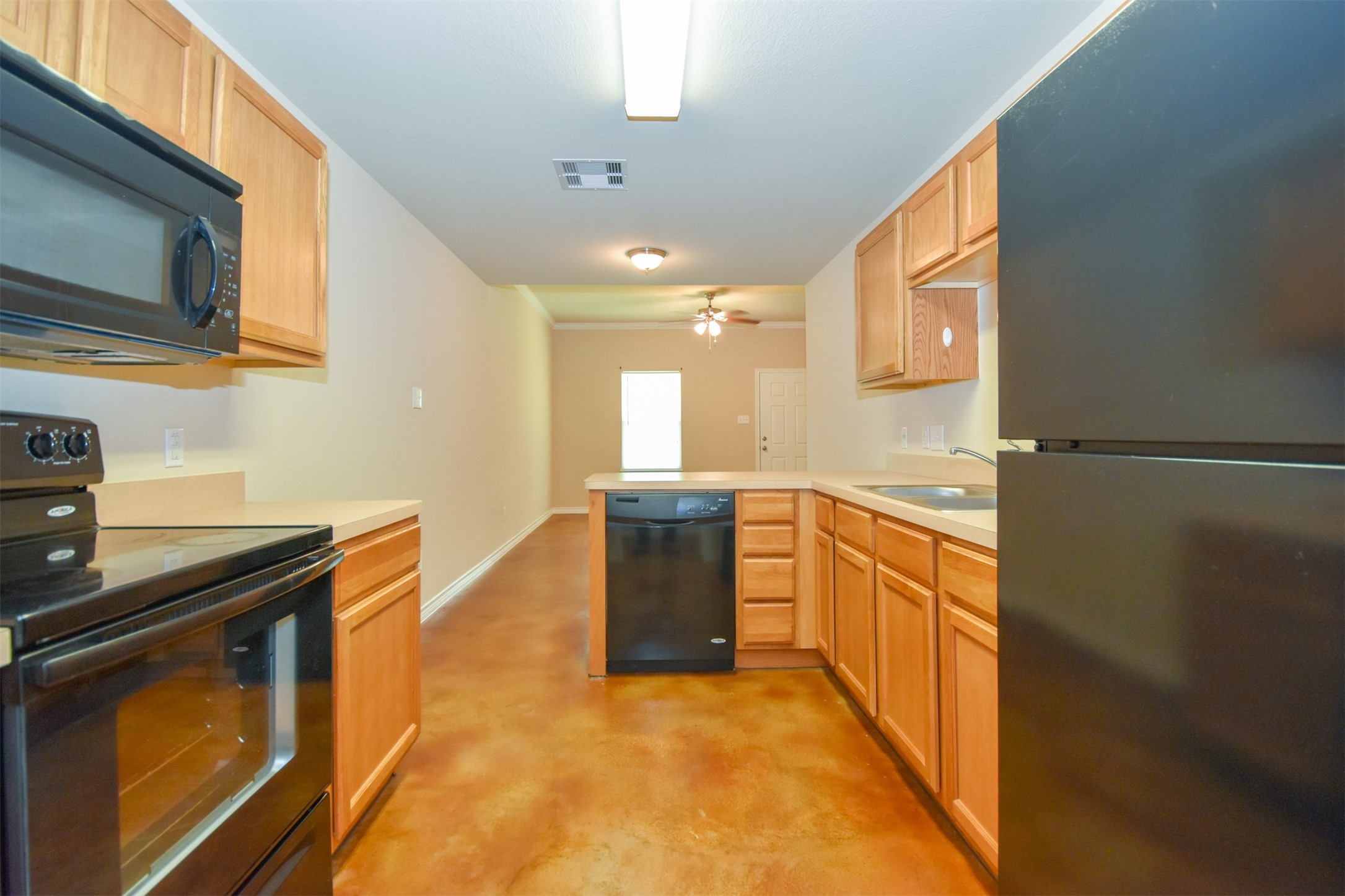1107 Parkhurst Avenue B Property Photo 5
