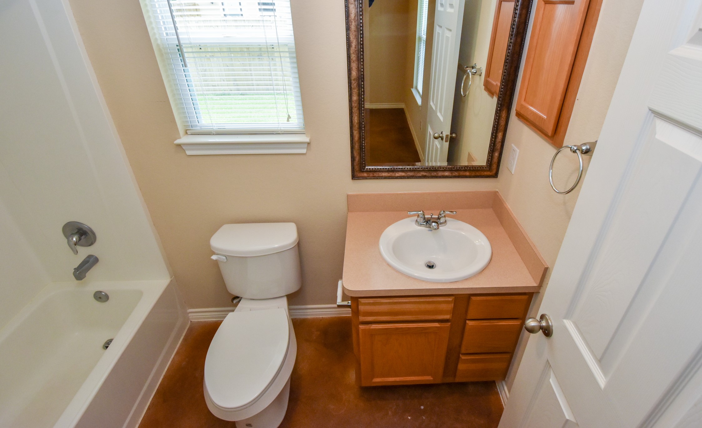 1107 Parkhurst Avenue B Property Photo 12