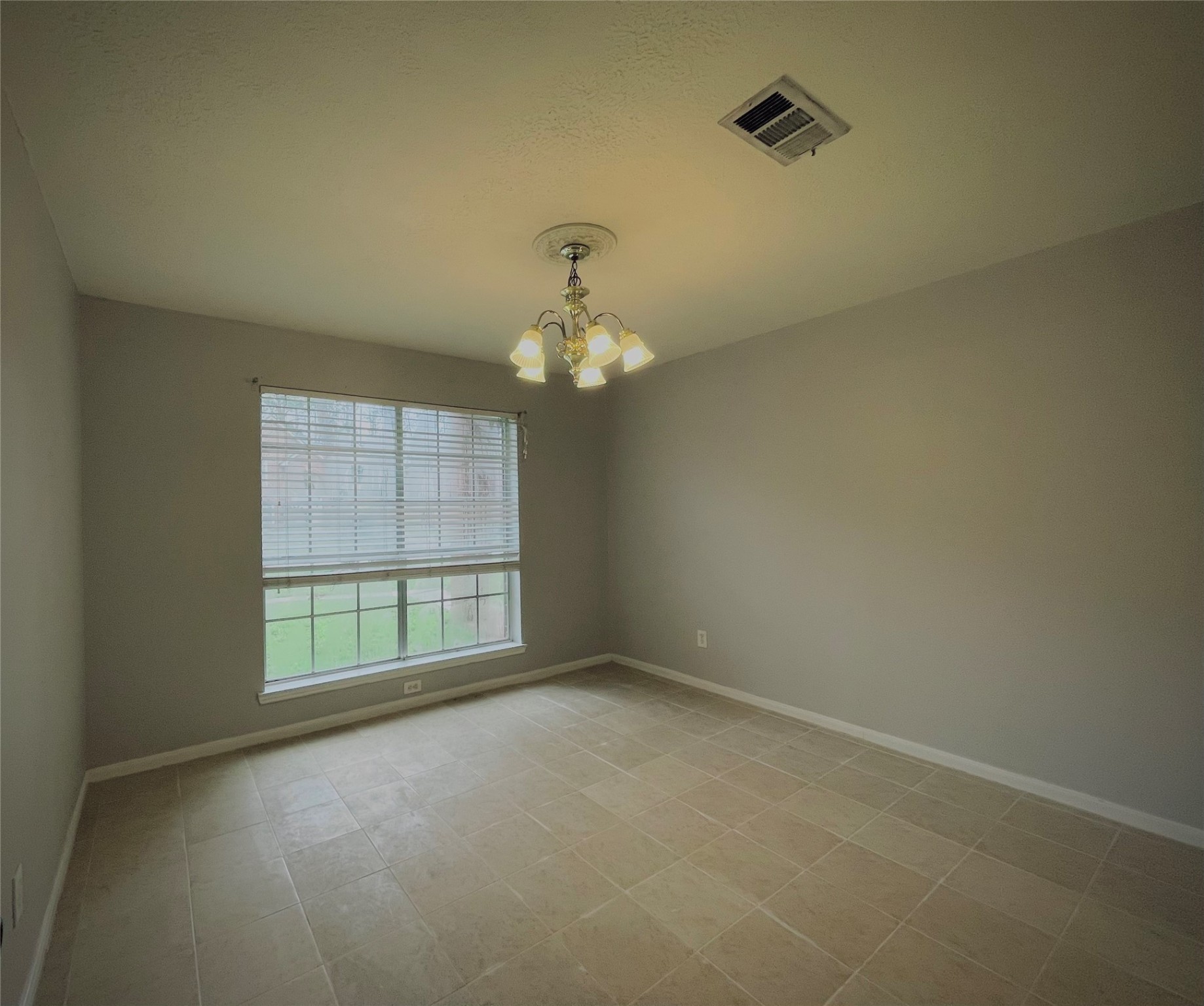 21714 Holly Leaf Court Property Photo 11