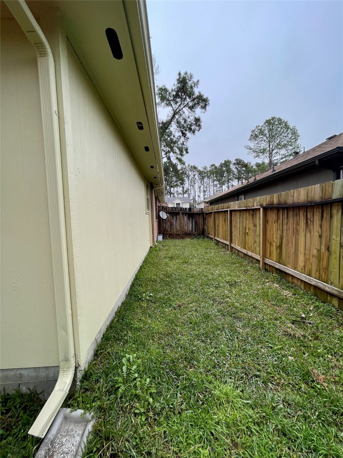 21714 Holly Leaf Court Property Photo 16