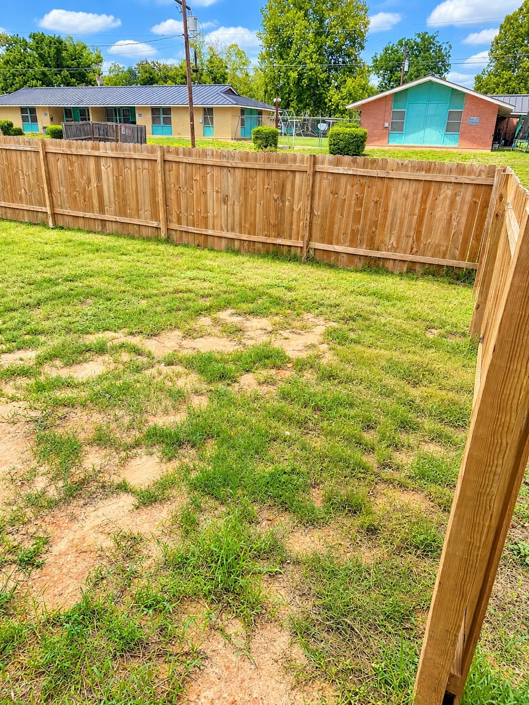 211 Moss Avenue Property Photo 15