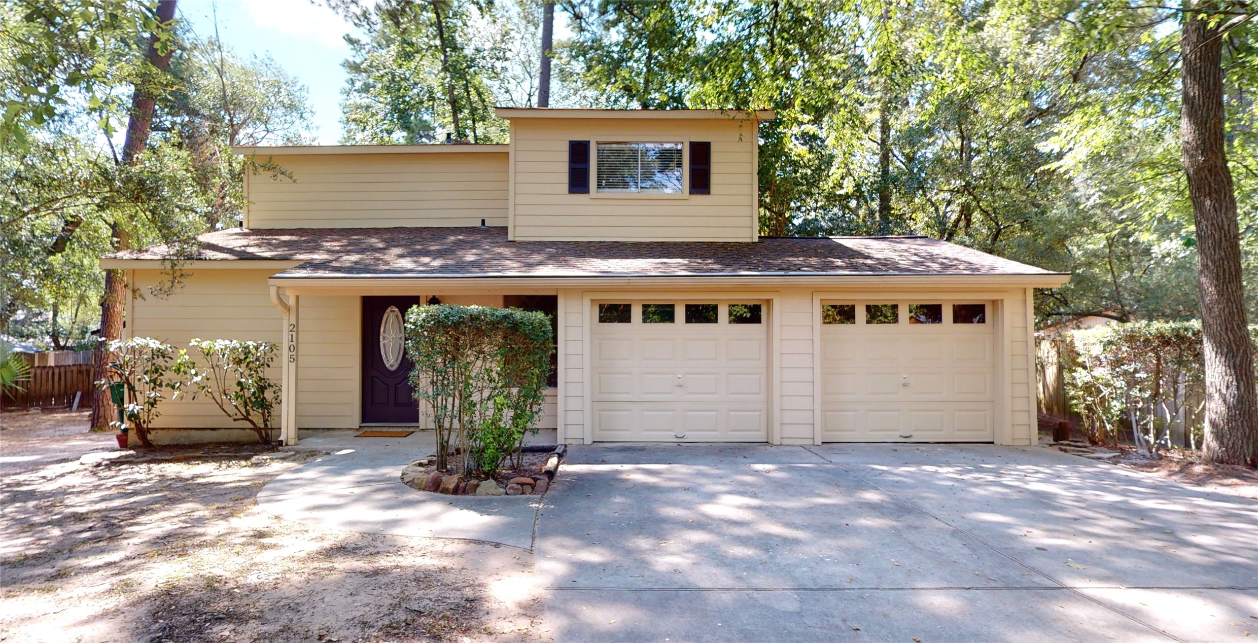 2105 N Red Cedar Circle Property Photo 1