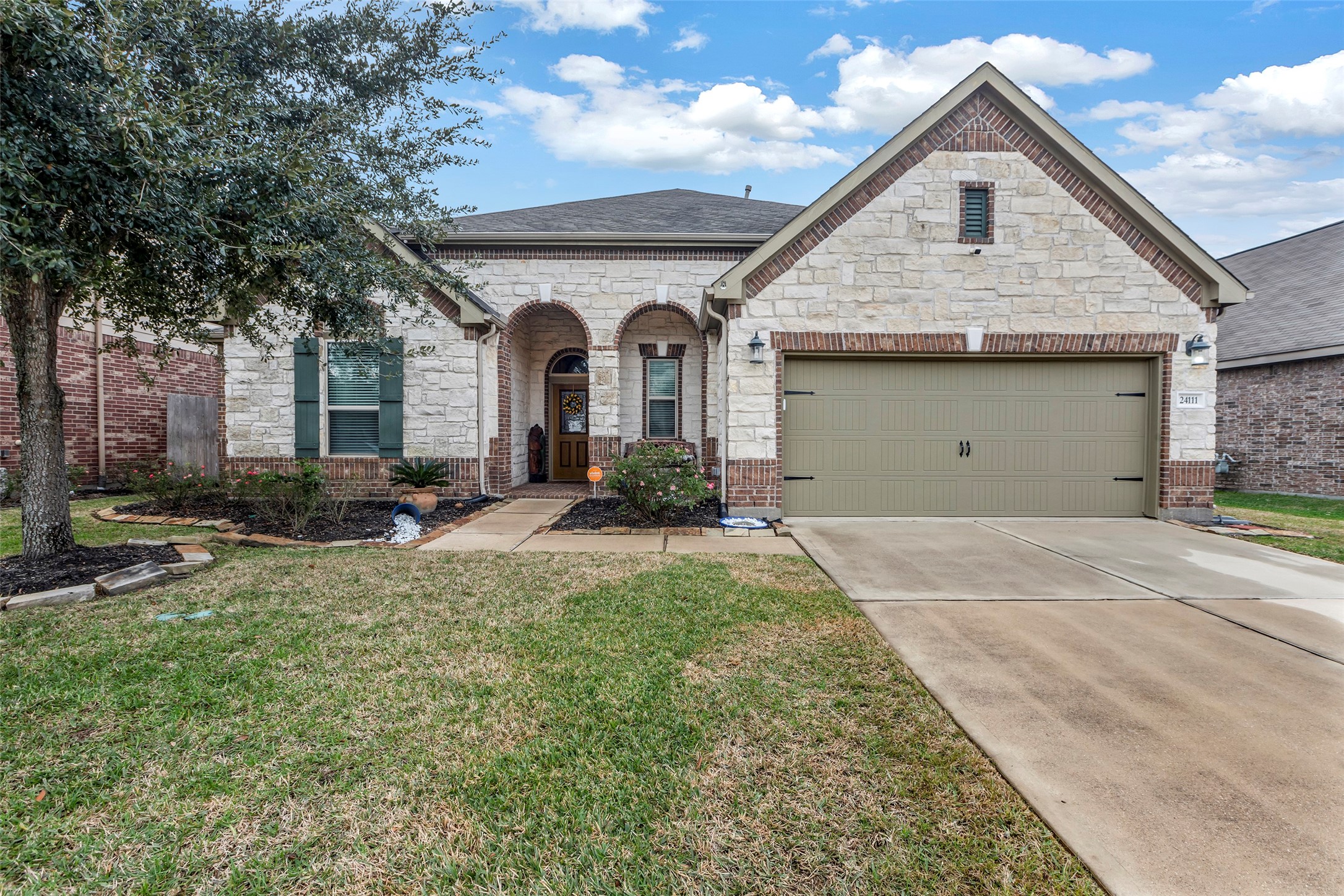 24111 Morrison Lane Property Photo 1