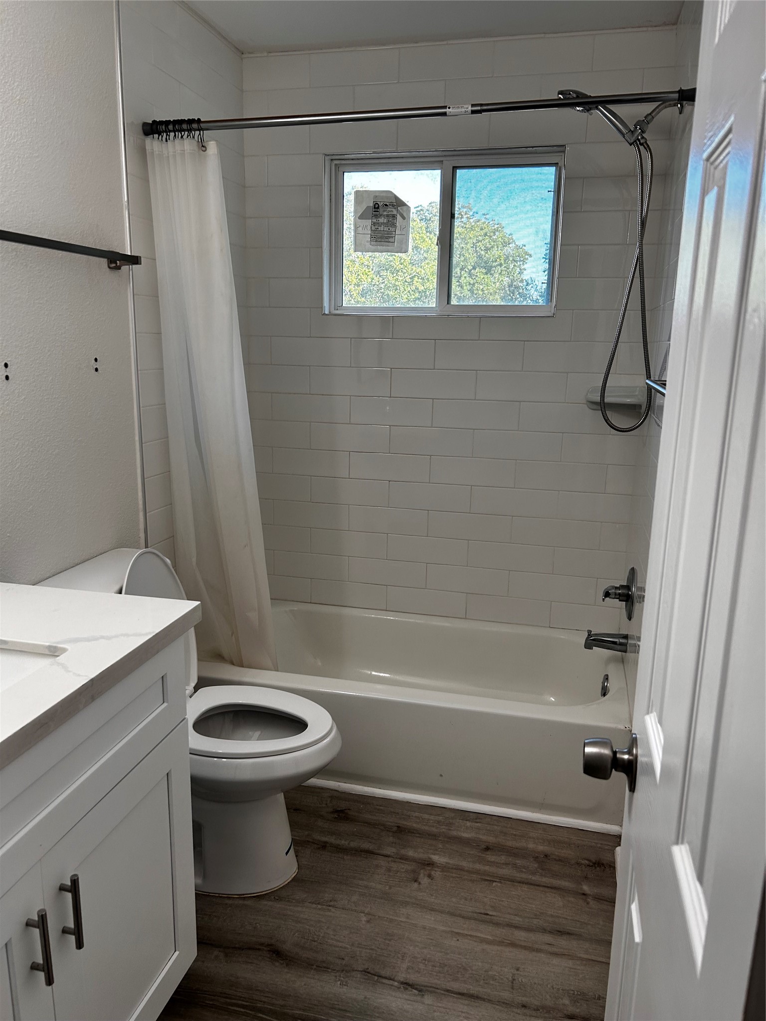 11514 Courtshire Road A Property Photo 9