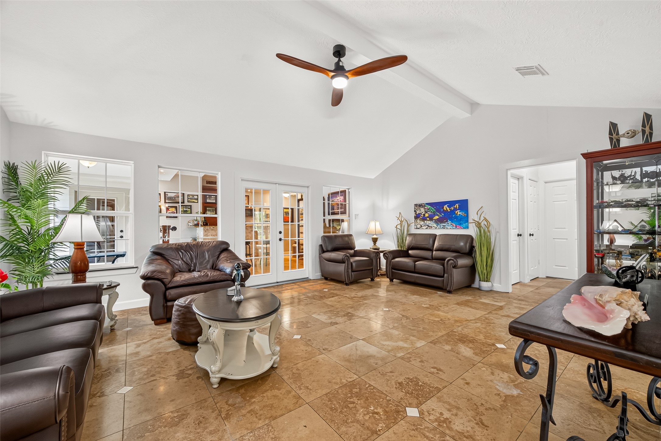 9503 Pine Road Property Photo 13