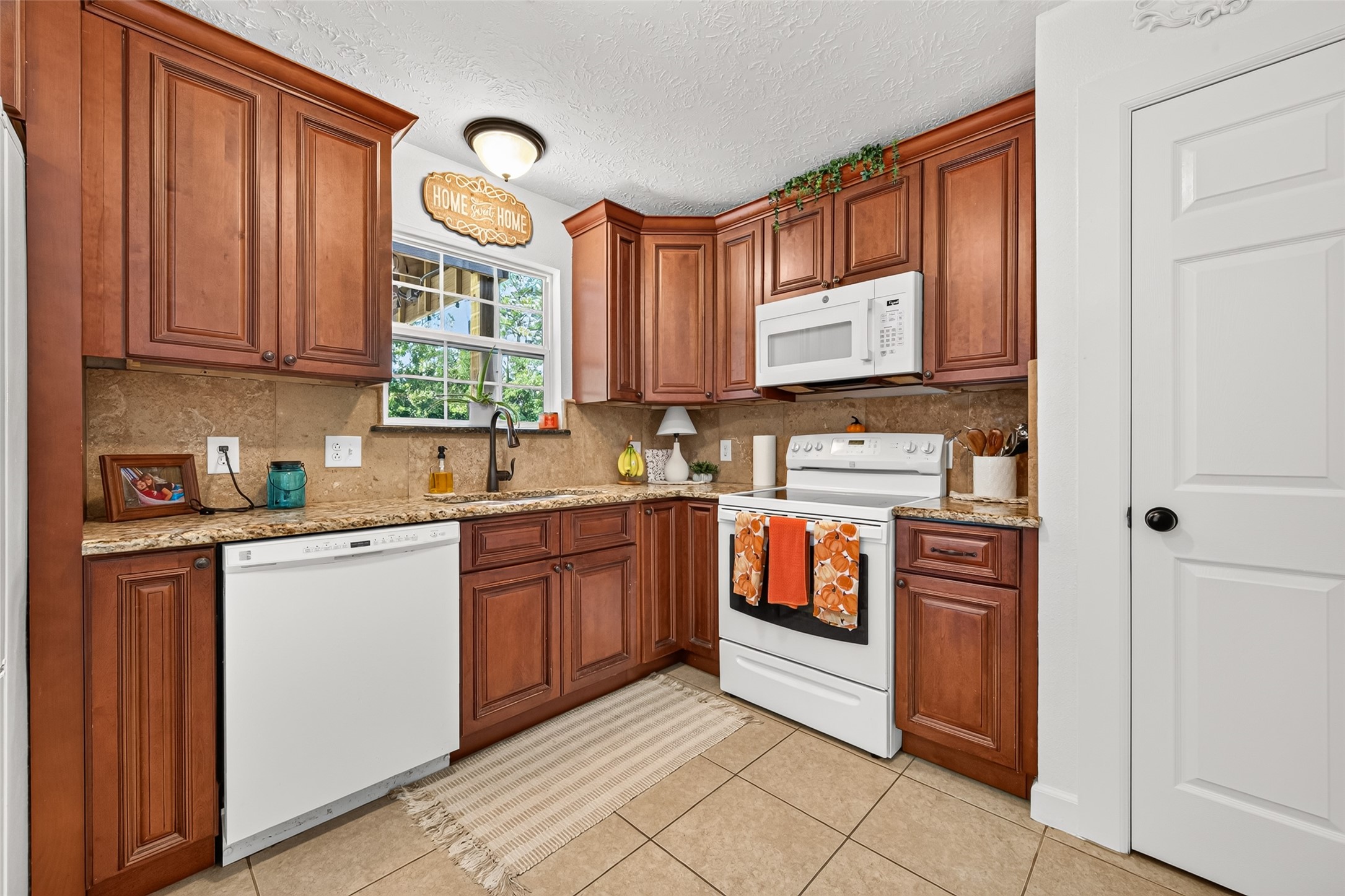 9503 Pine Road Property Photo 41