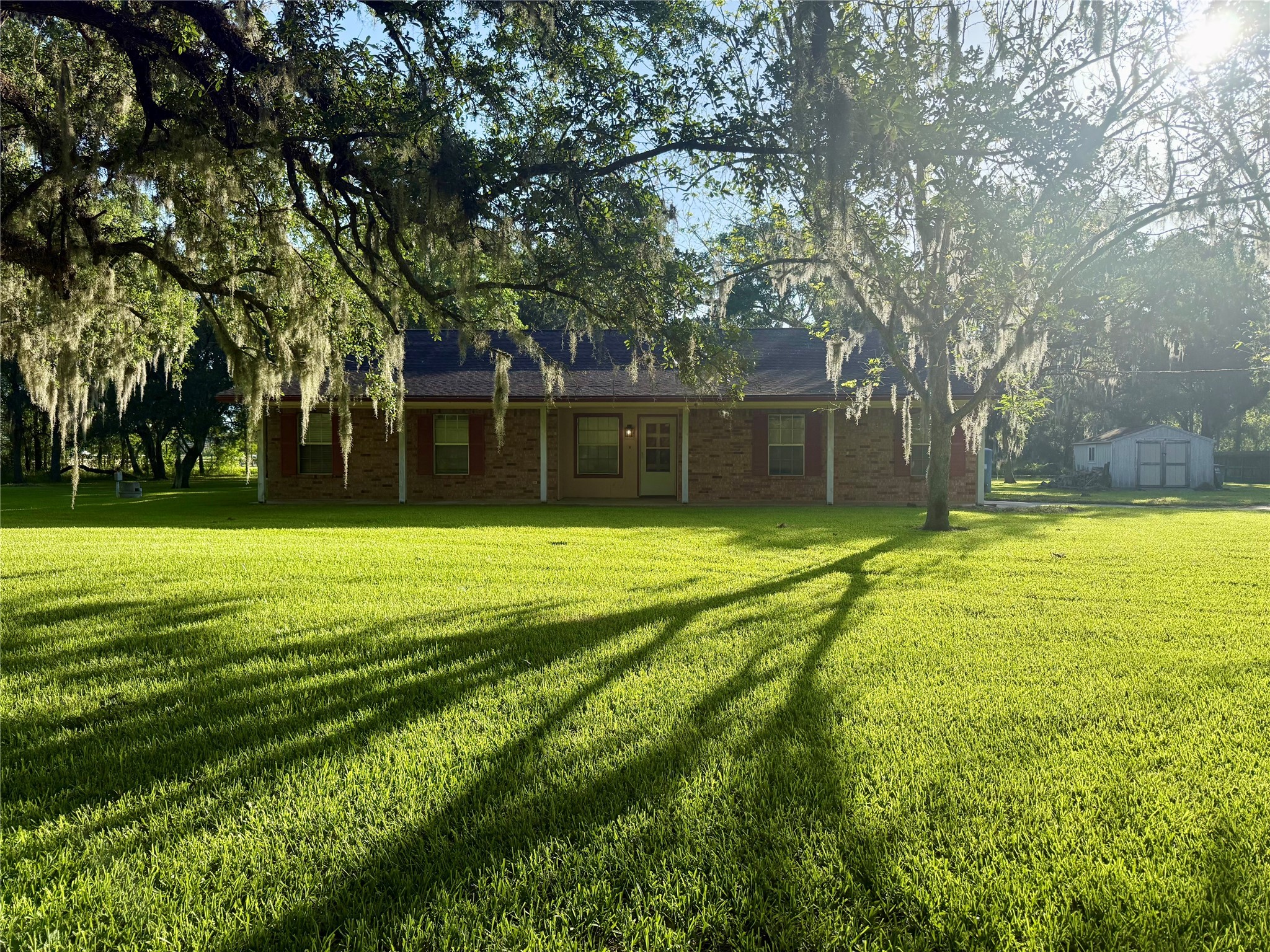 6837 County Road 684 Property Photo 1