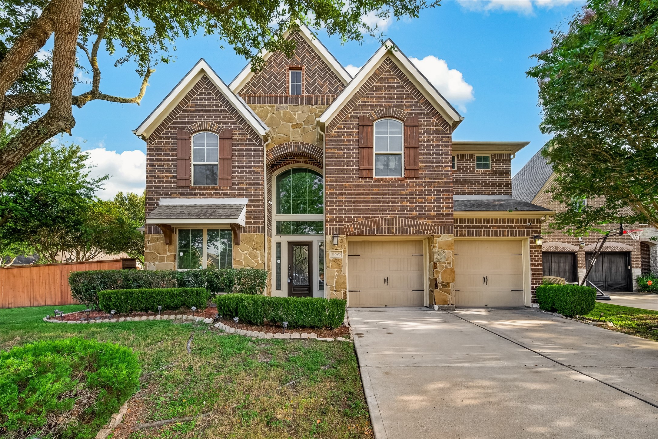 16803 Tabasso Court Property Photo 3