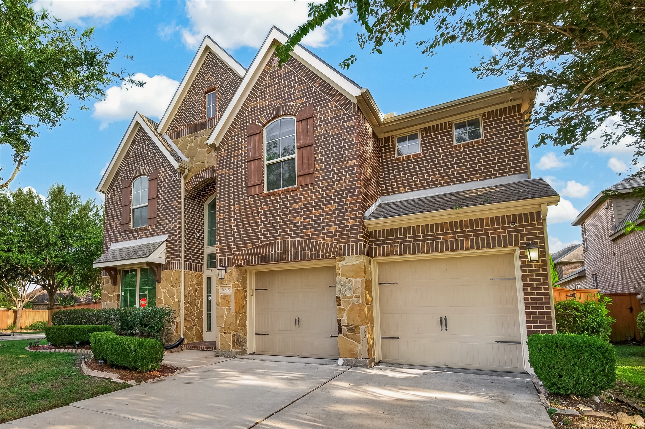 16803 Tabasso Court Property Photo 4