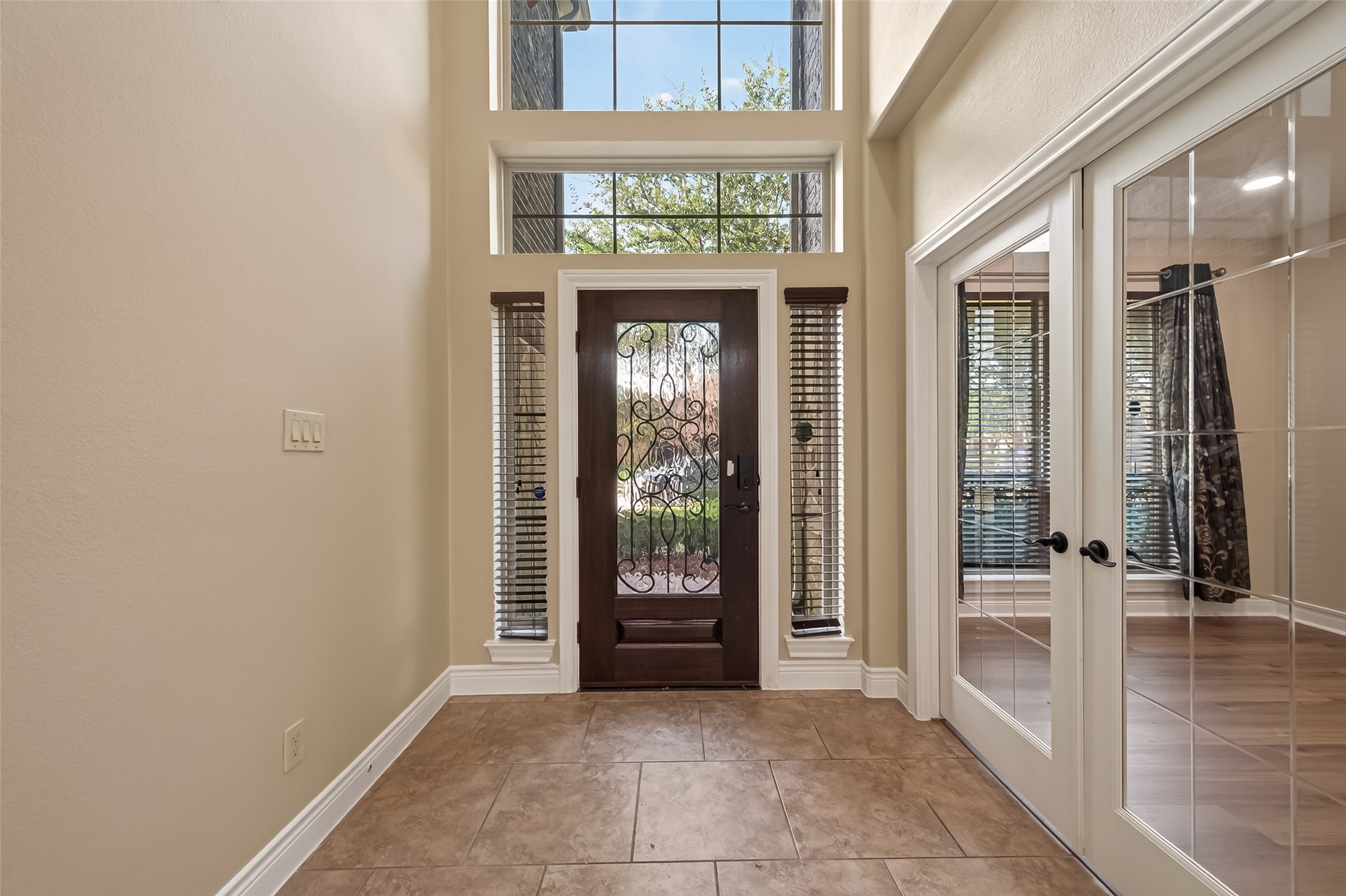 16803 Tabasso Court Property Photo 6