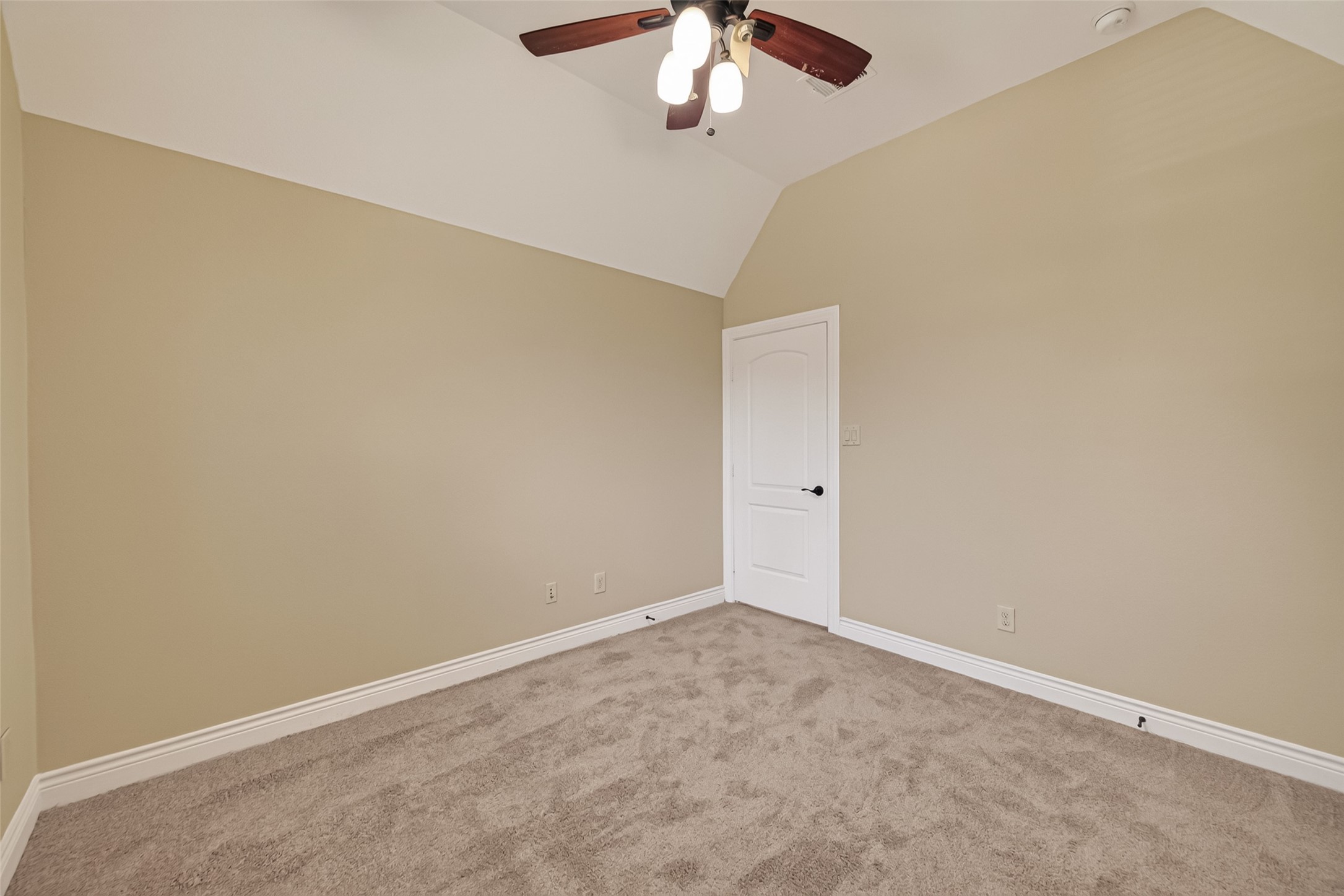 16803 Tabasso Court Property Photo 29