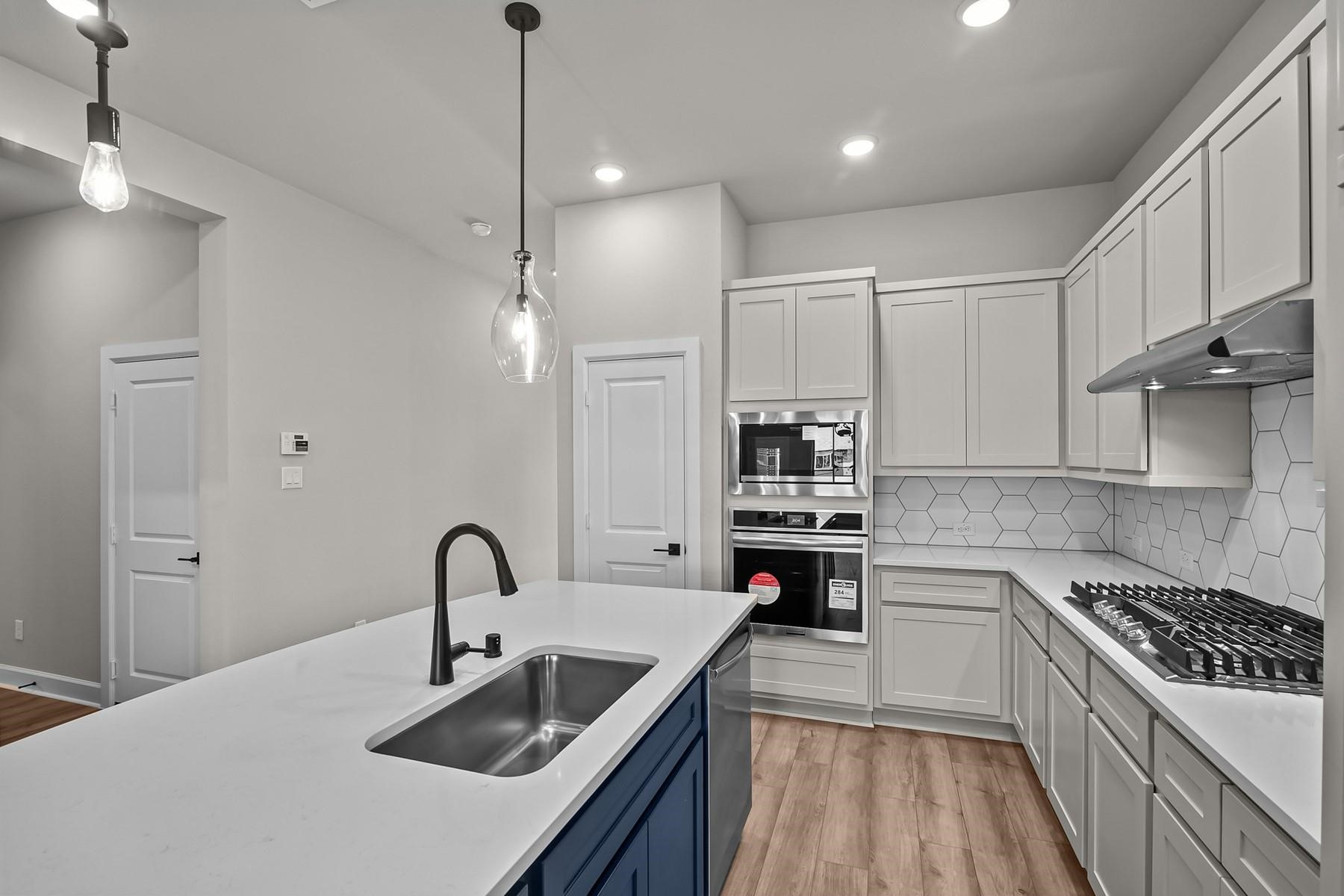 210 Ginger Street Property Photo 12