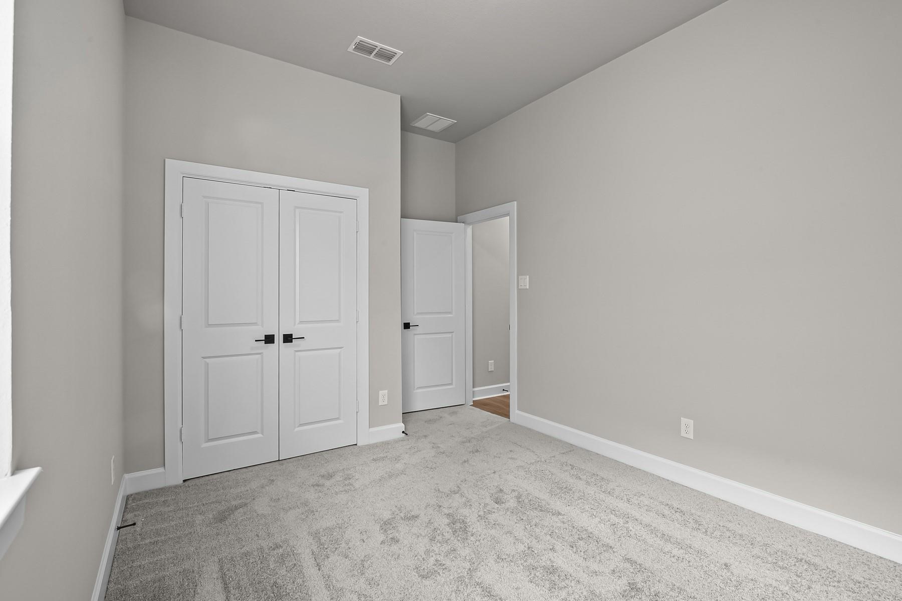 210 Ginger Street Property Photo 16