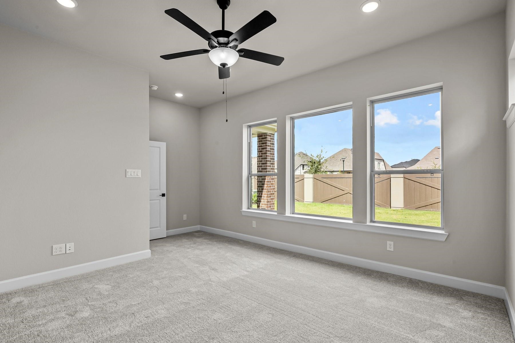210 Ginger Street Property Photo 23