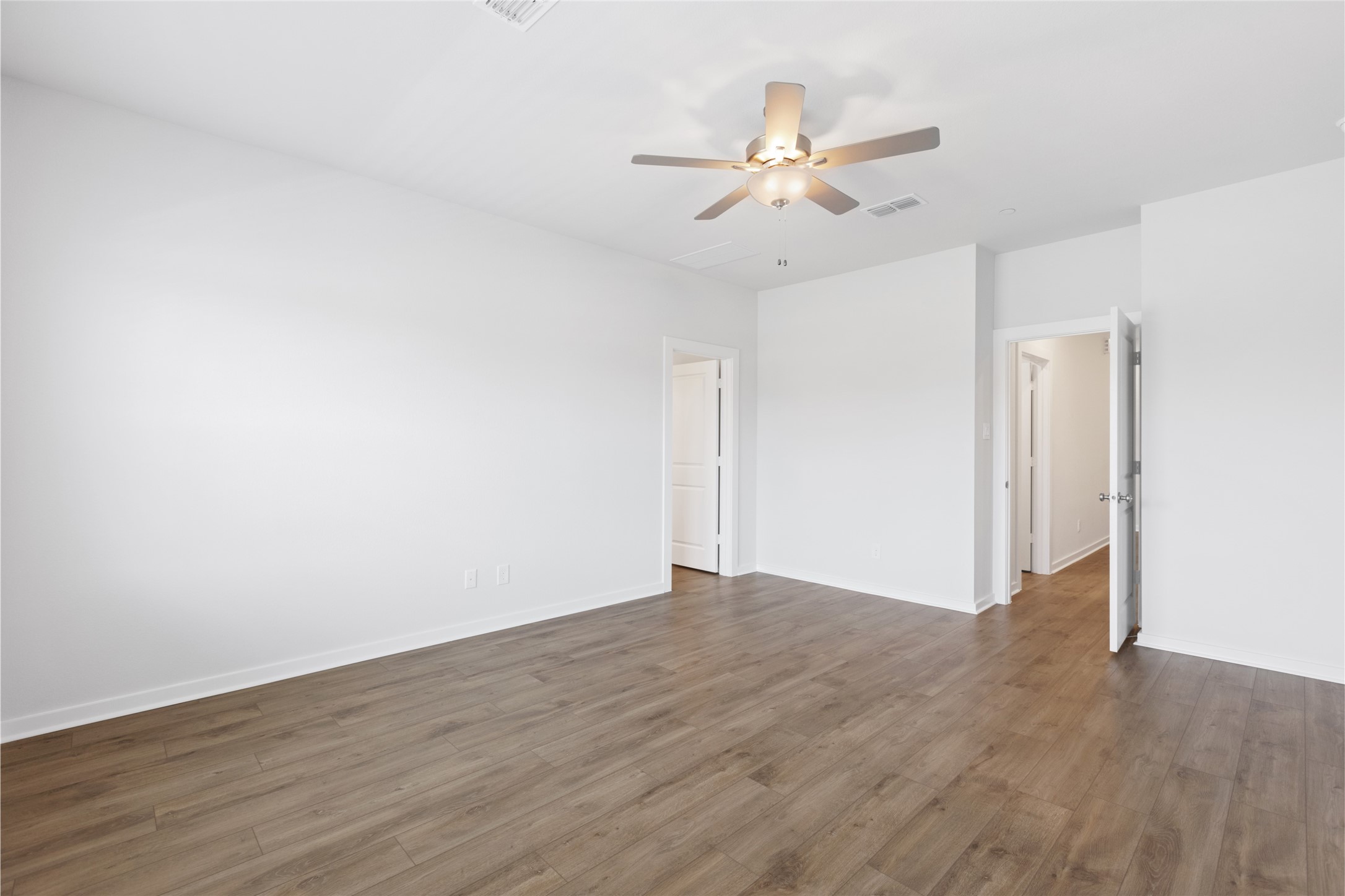 3033 Dovedale Street Property Photo 17