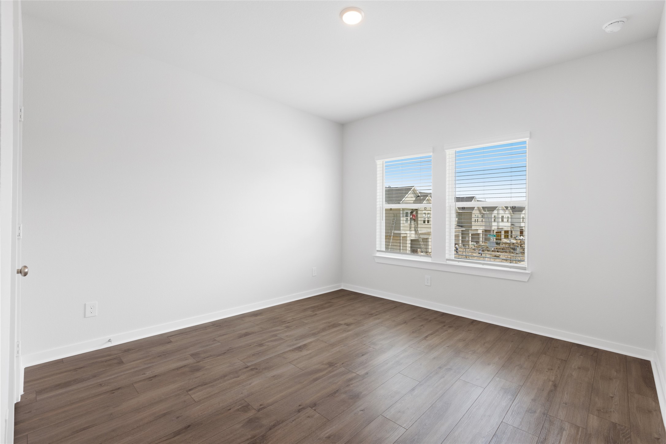 3033 Dovedale Street Property Photo 18