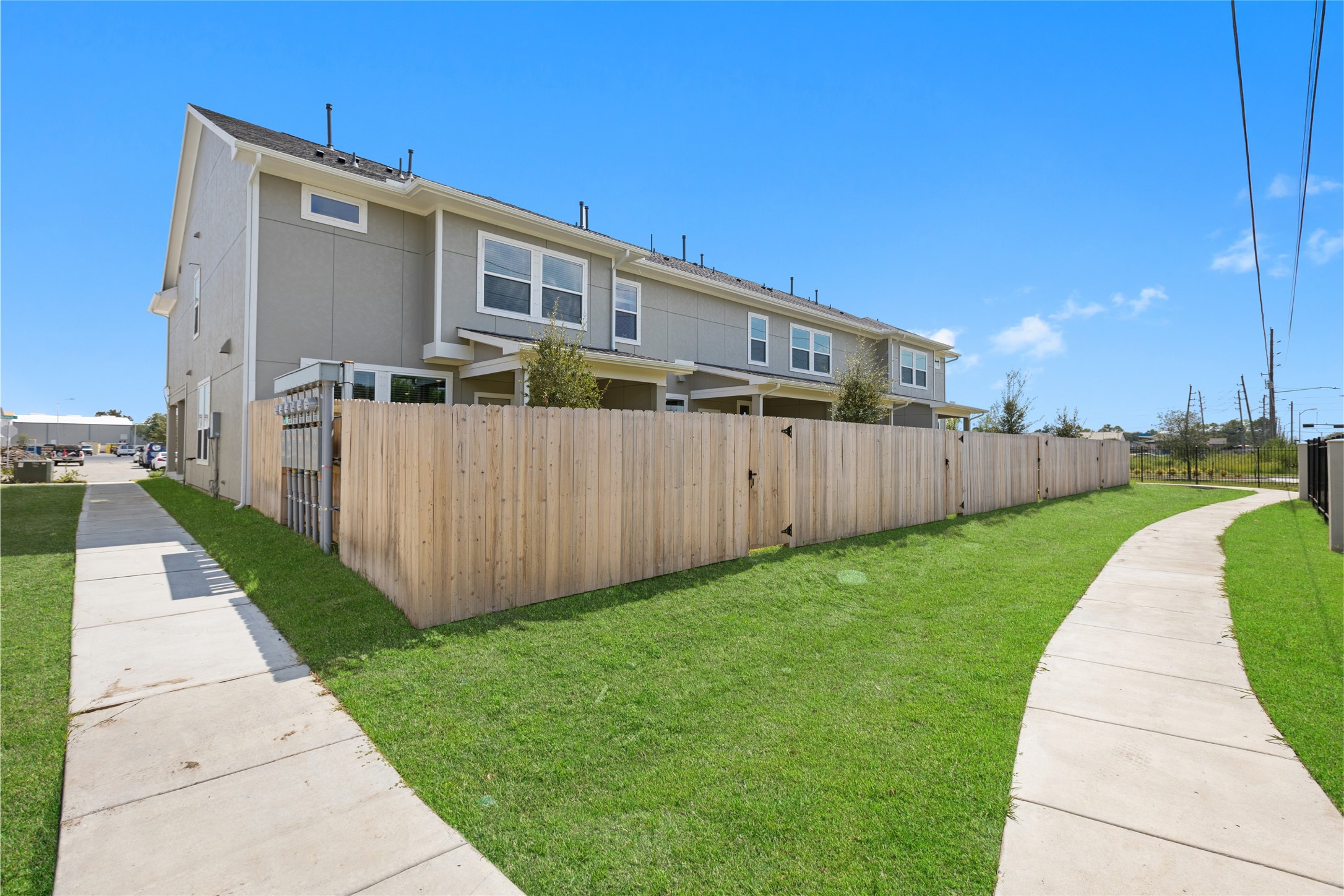 3033 Dovedale Street Property Photo 26