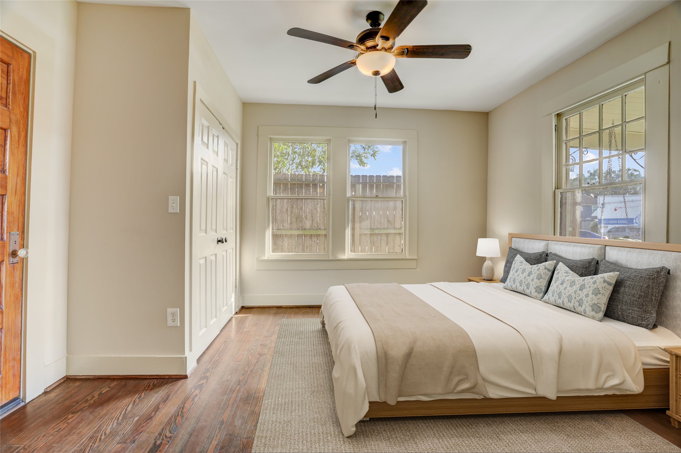 610 Columbia Street Property Photo 16