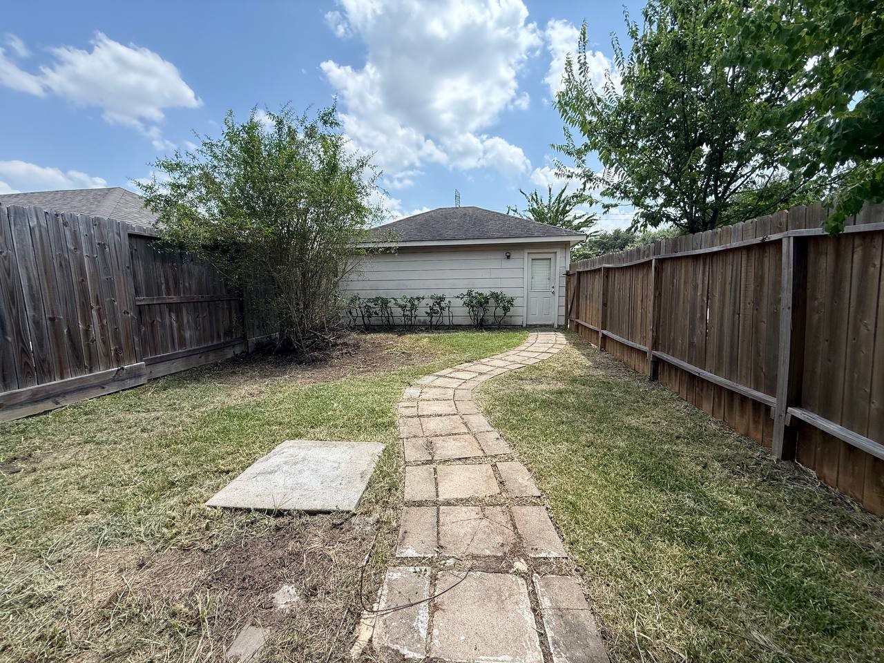 16835 Libson Falls Drive Property Photo 25
