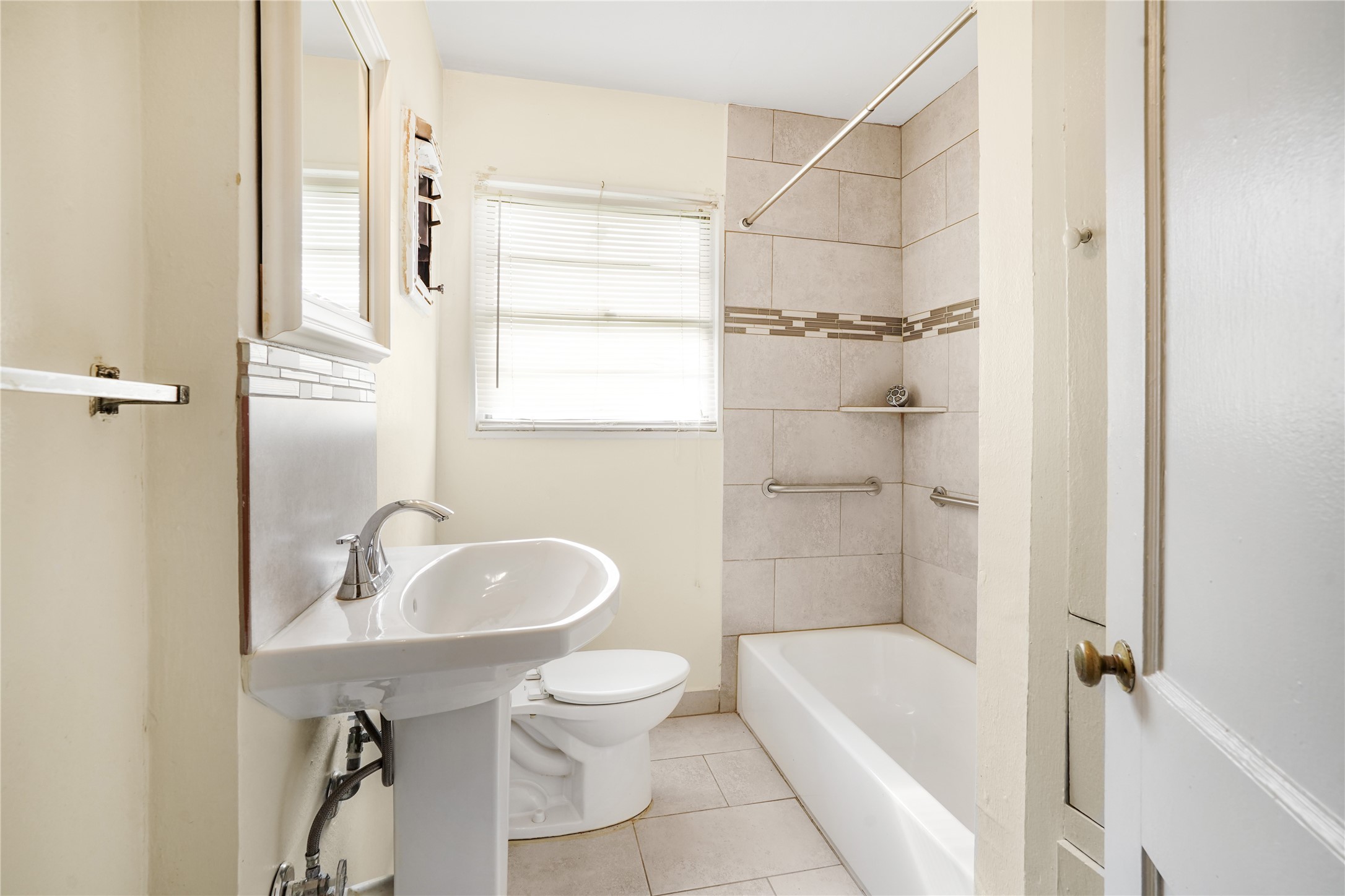 2508 9th Street Property Photo