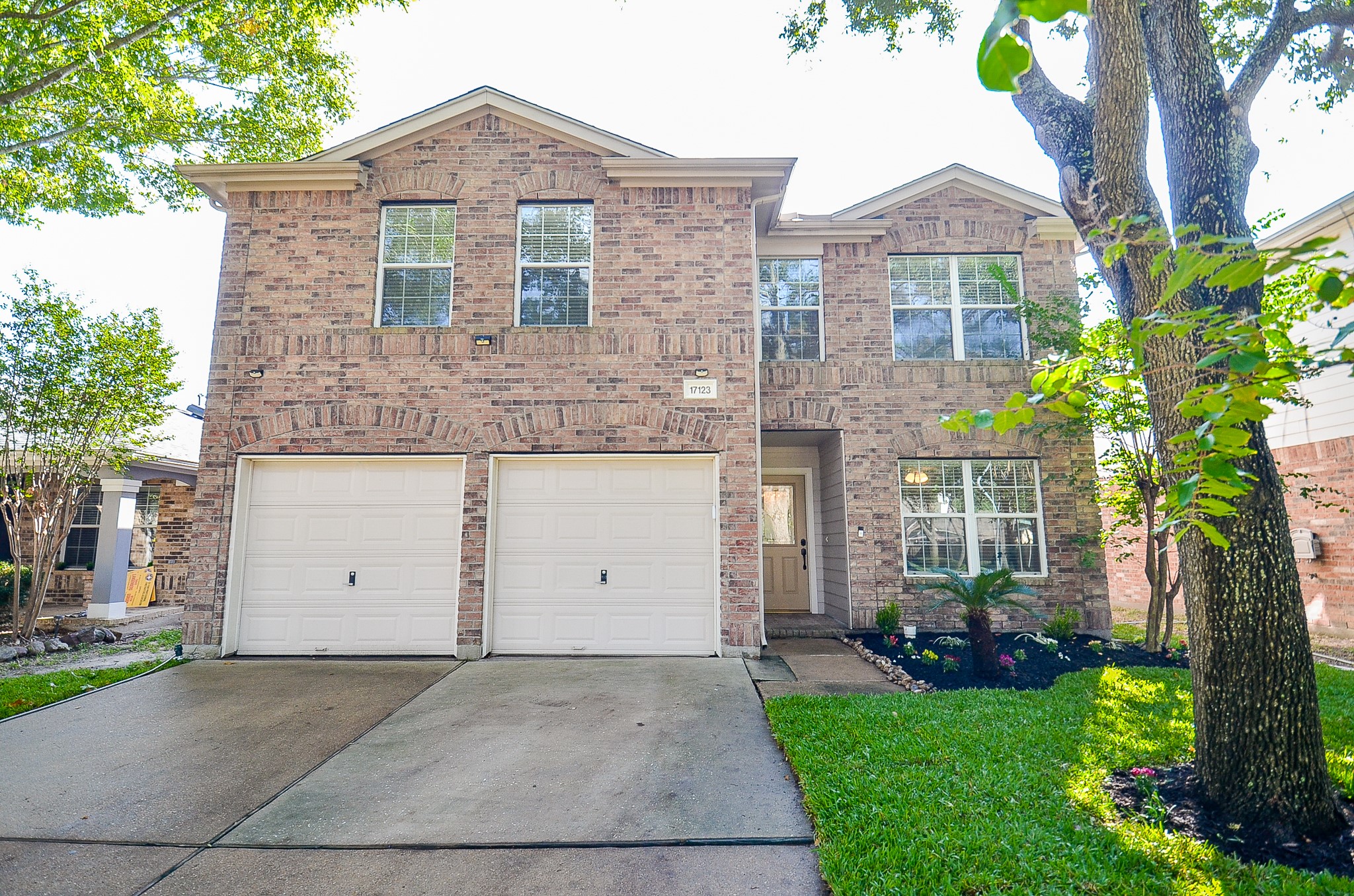 17123 Shadow Ledge Drive Property Photo