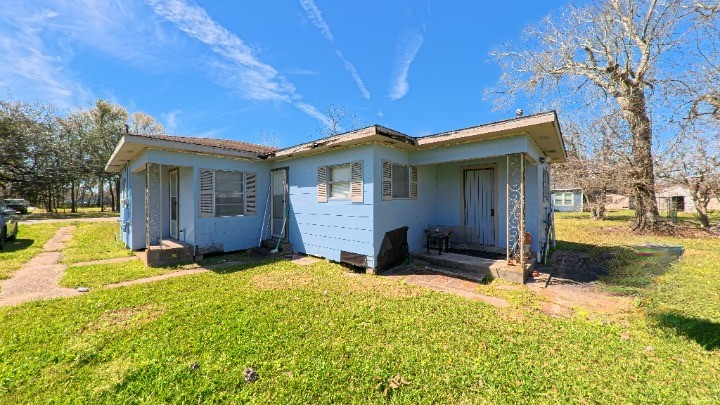 2161 Cedar Street Property Photo