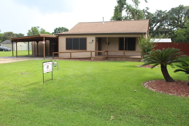 206 N Orange Street Property Photo 1