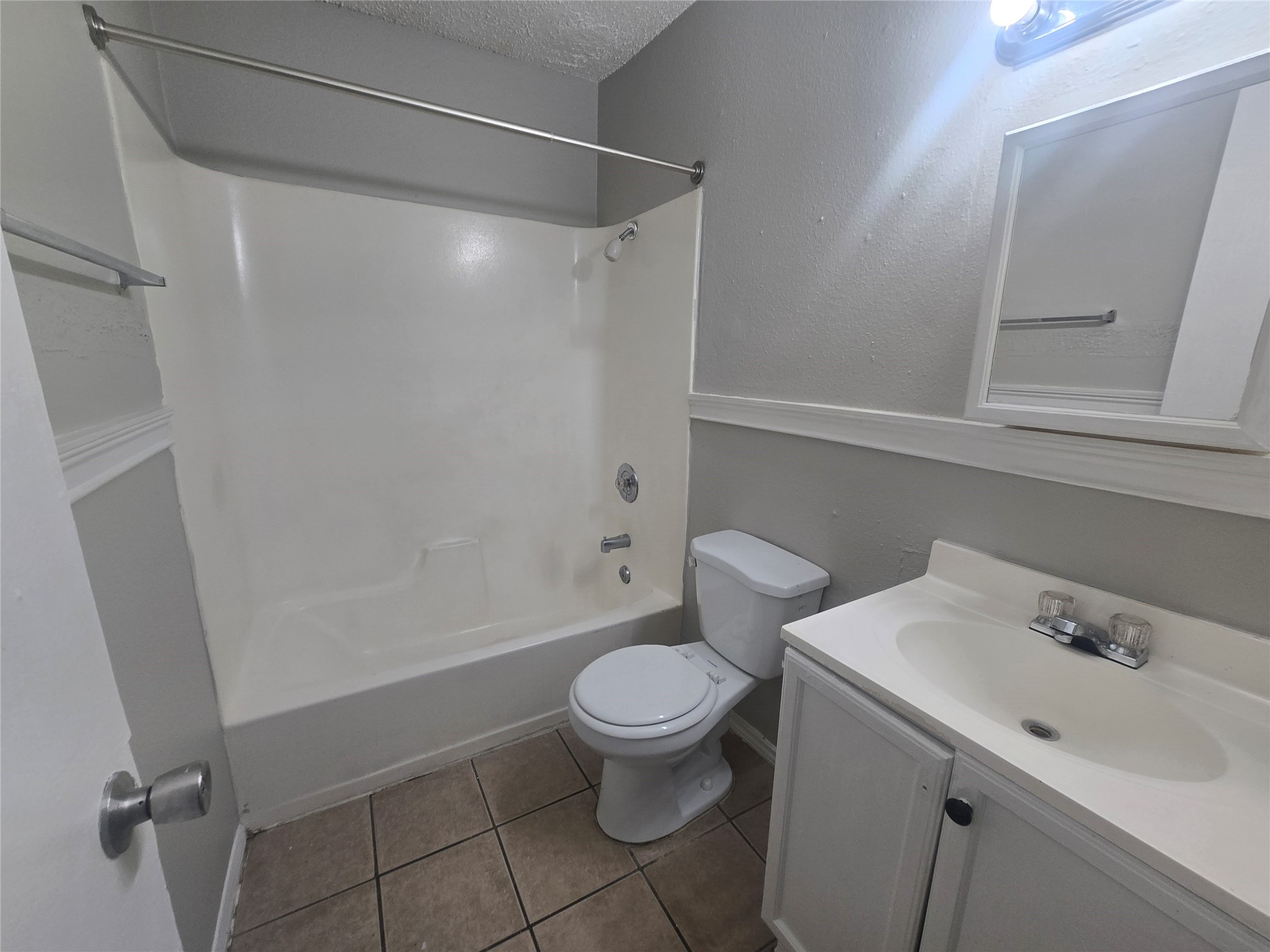 2814 Avenue O 1/2 2 Property Photo 4