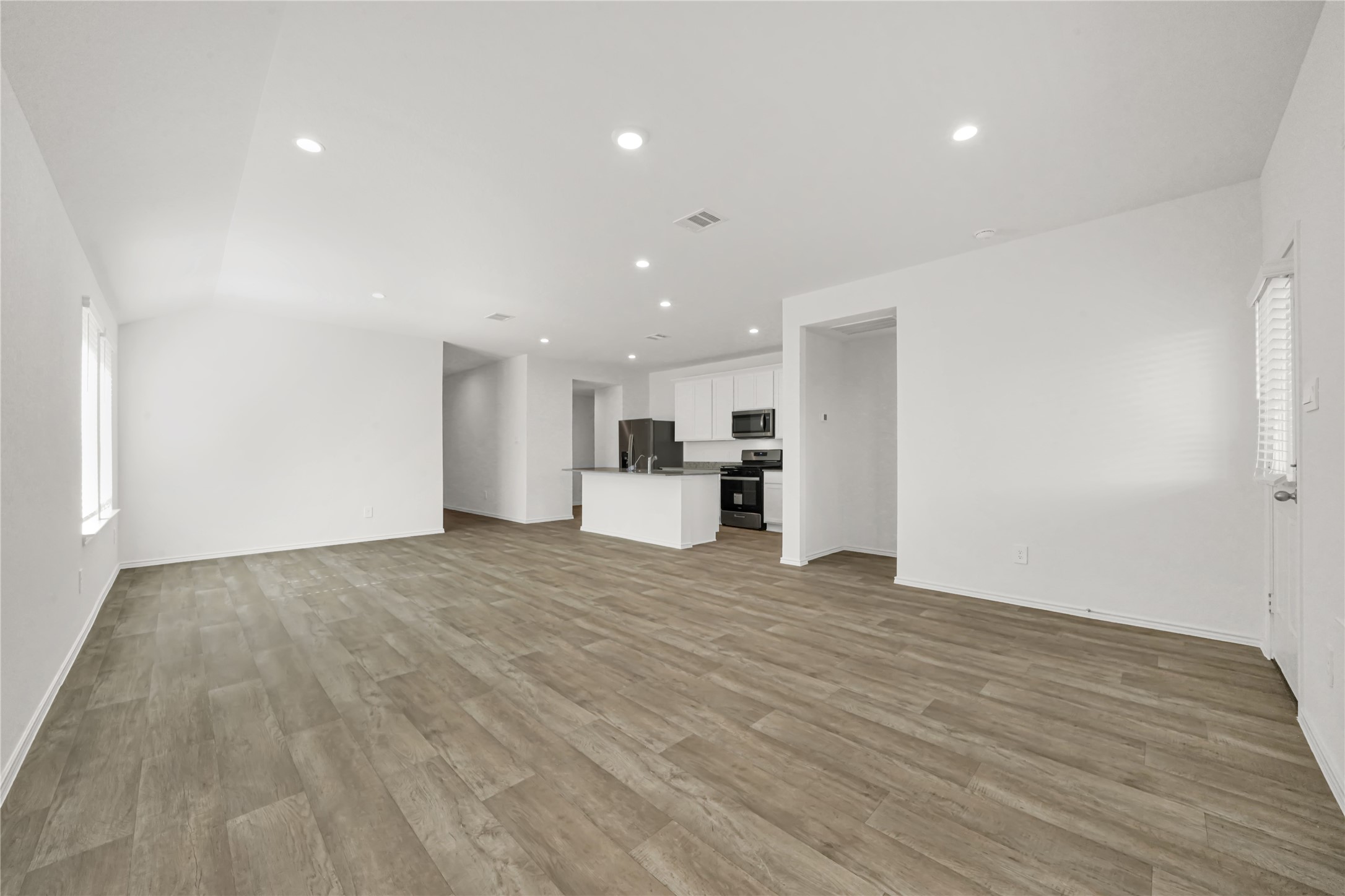 31135 Delamere Turn Trail Property Photo 6