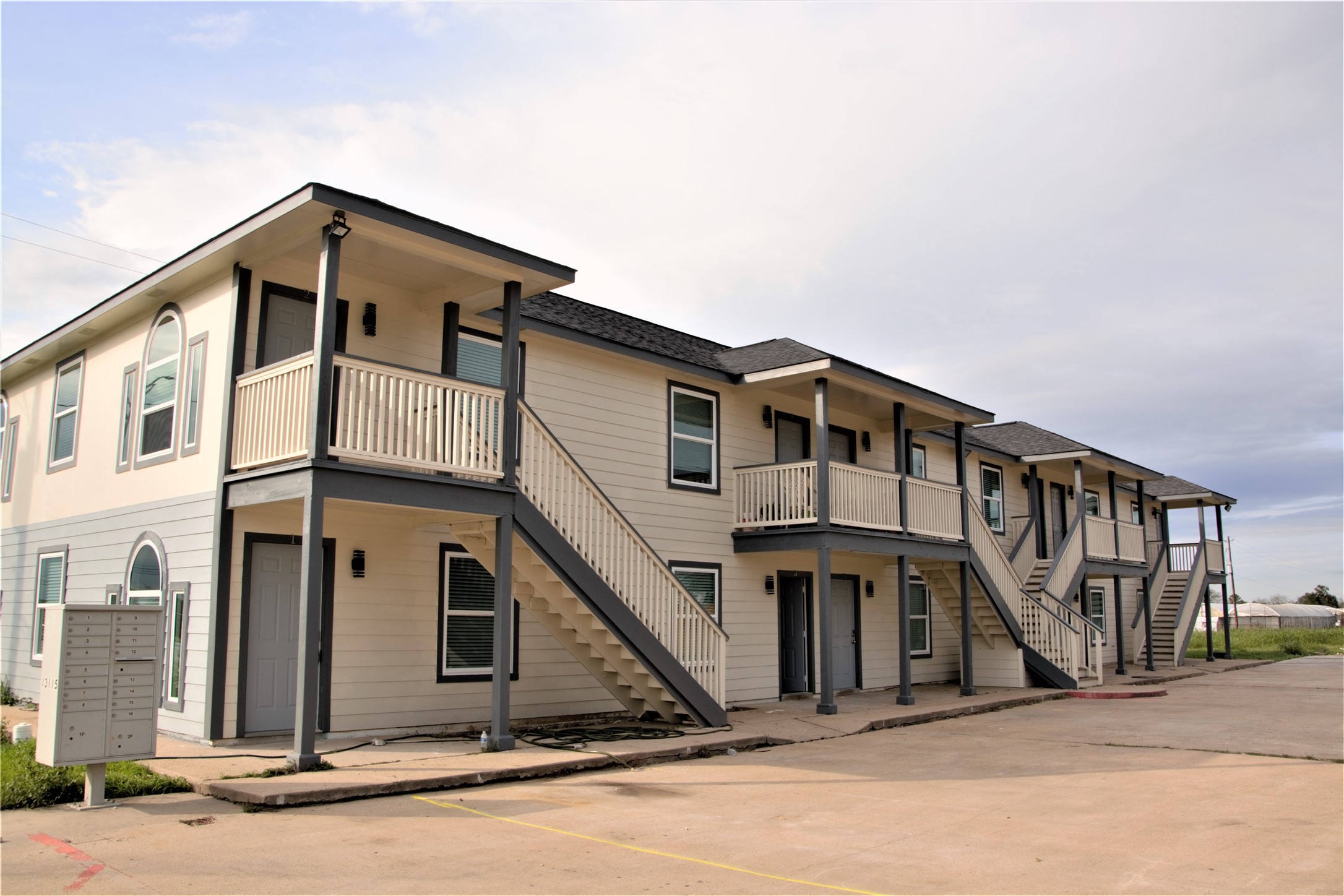 13115 Highway 6 7 Property Photo
