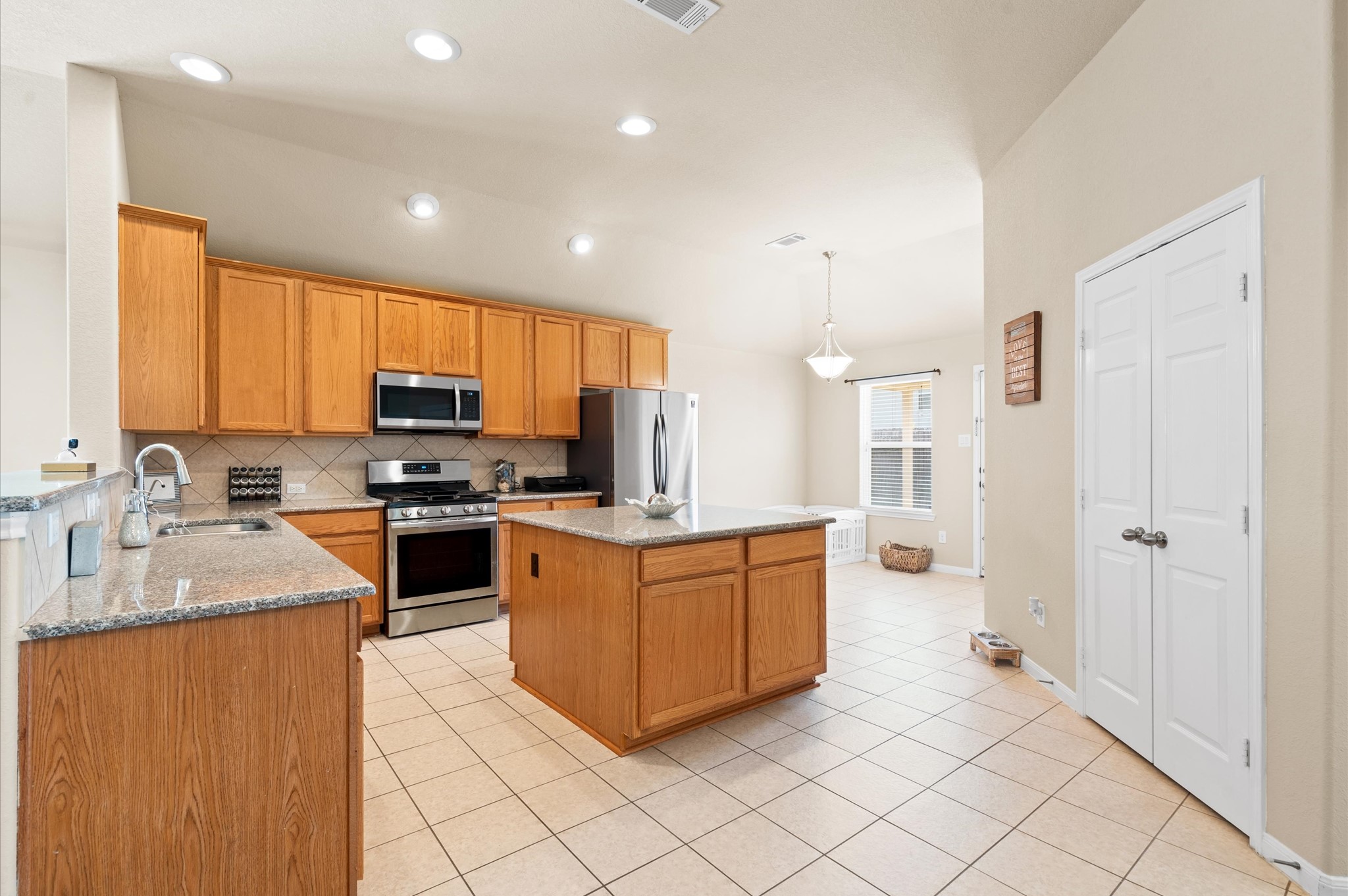 18223 Mossy Creek Lane Property Photo 7
