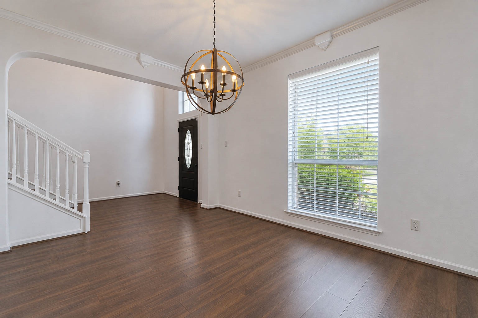1802 Oak Lodge Drive Property Photo 5