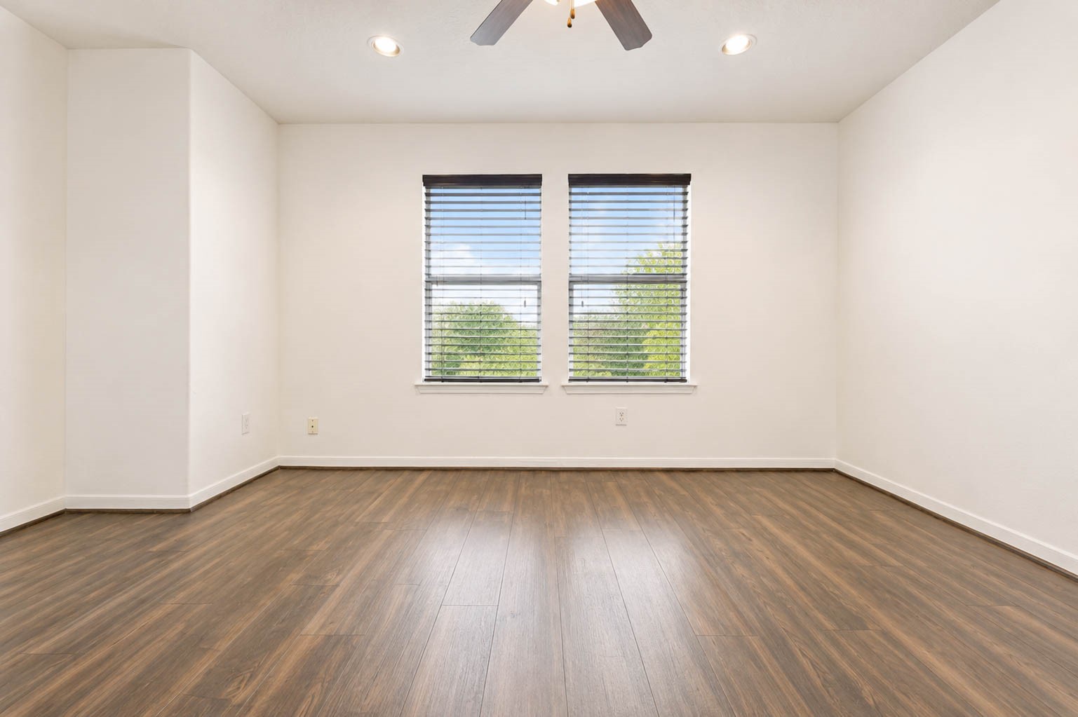 1802 Oak Lodge Drive Property Photo 20