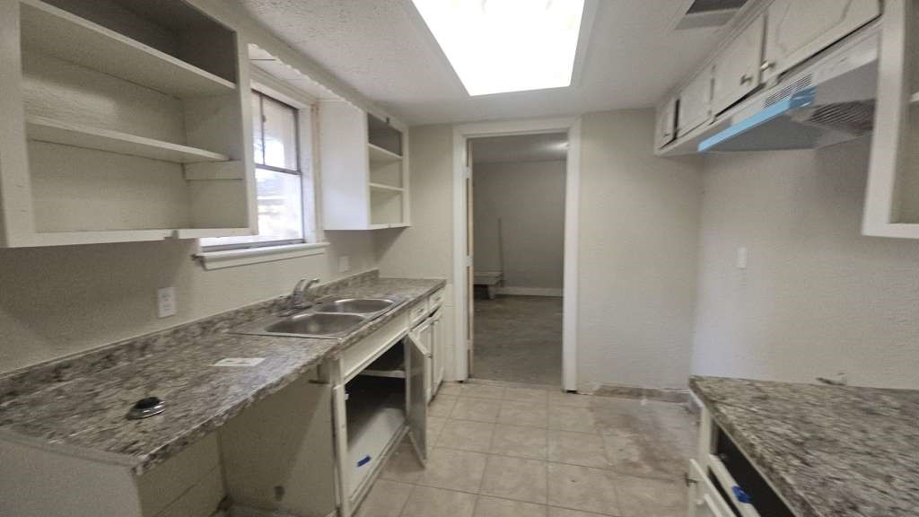 4502 Charriton Drive Property Photo 5