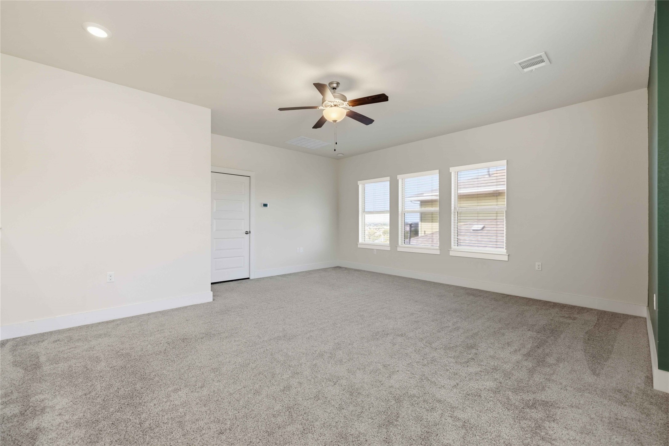 1722 Rowdy Loop 7 Property Photo 22