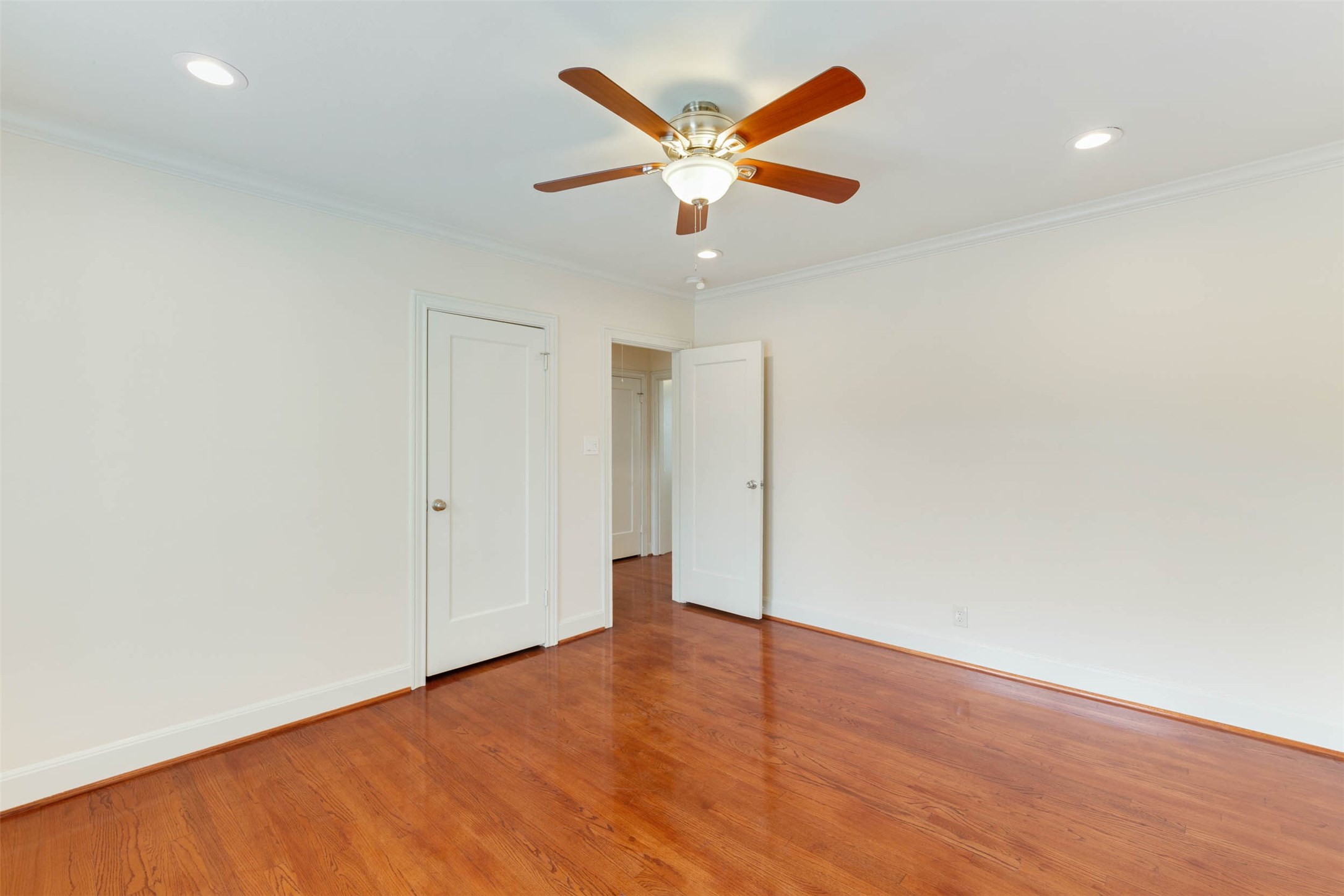 2343 Shakespeare Street 2 Property Photo 14