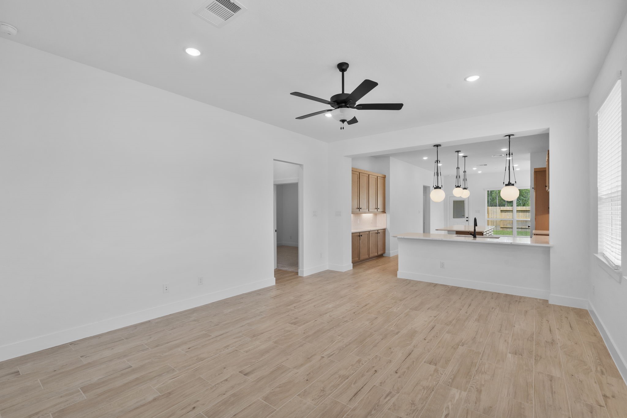12861 Meadow Wind Way Property Photo 5