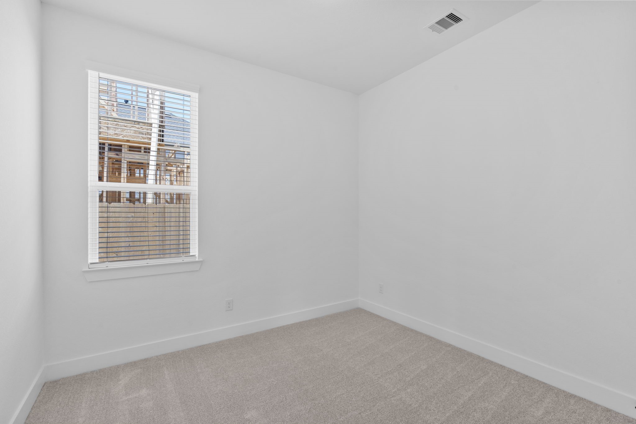 12861 Meadow Wind Way Property Photo 16