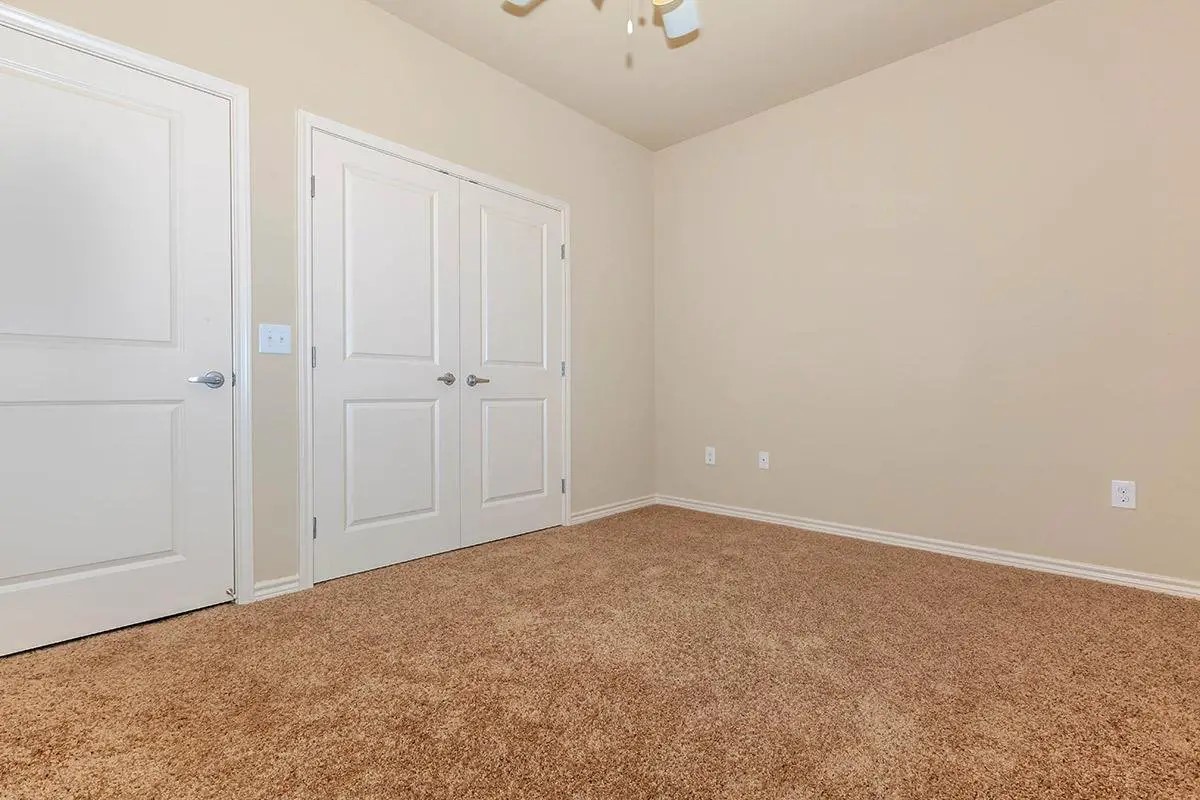 2800 Rodeo Rd Property Photo 4