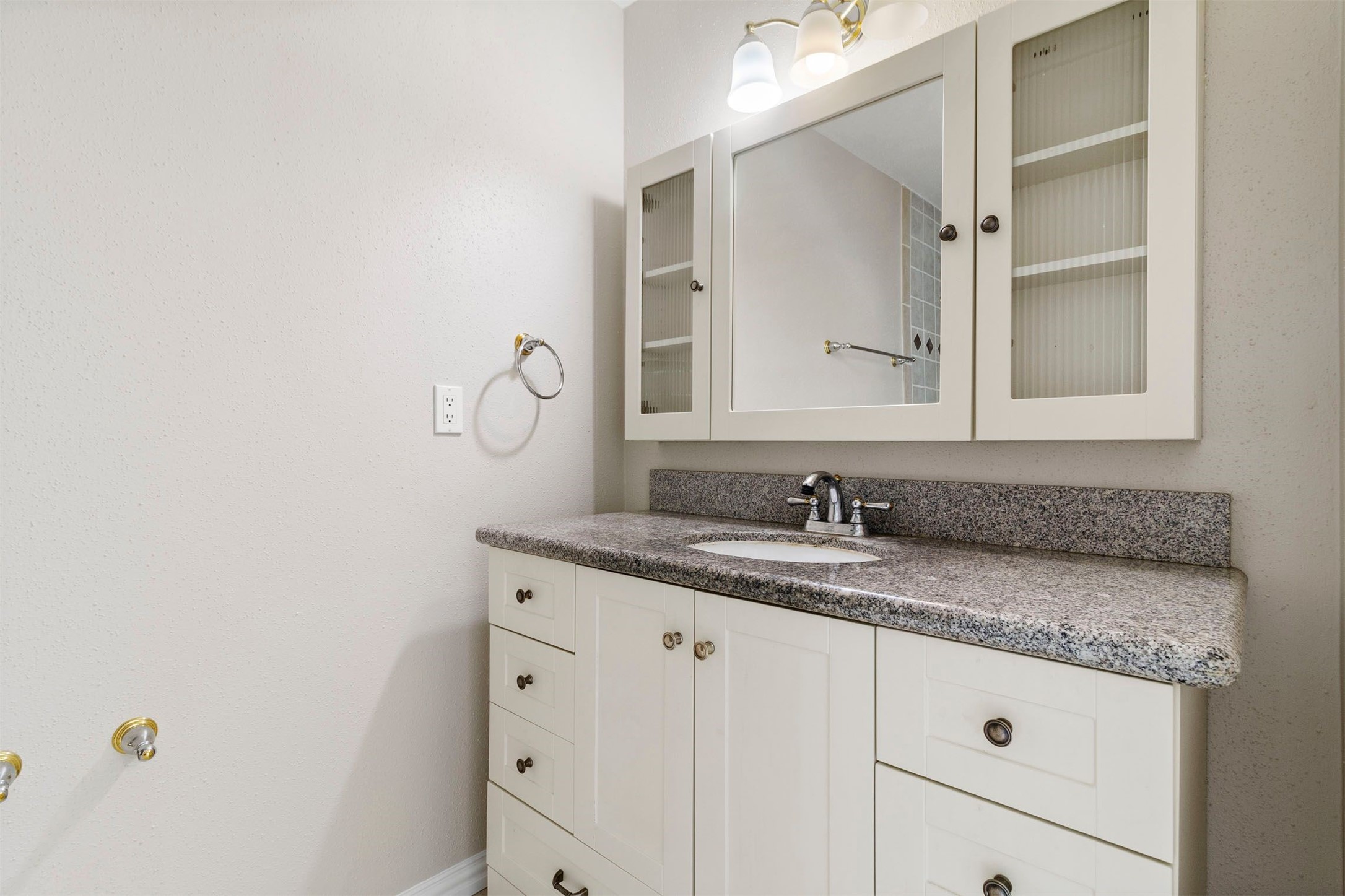 1042 Augusta Drive 1042 Property Photo 16