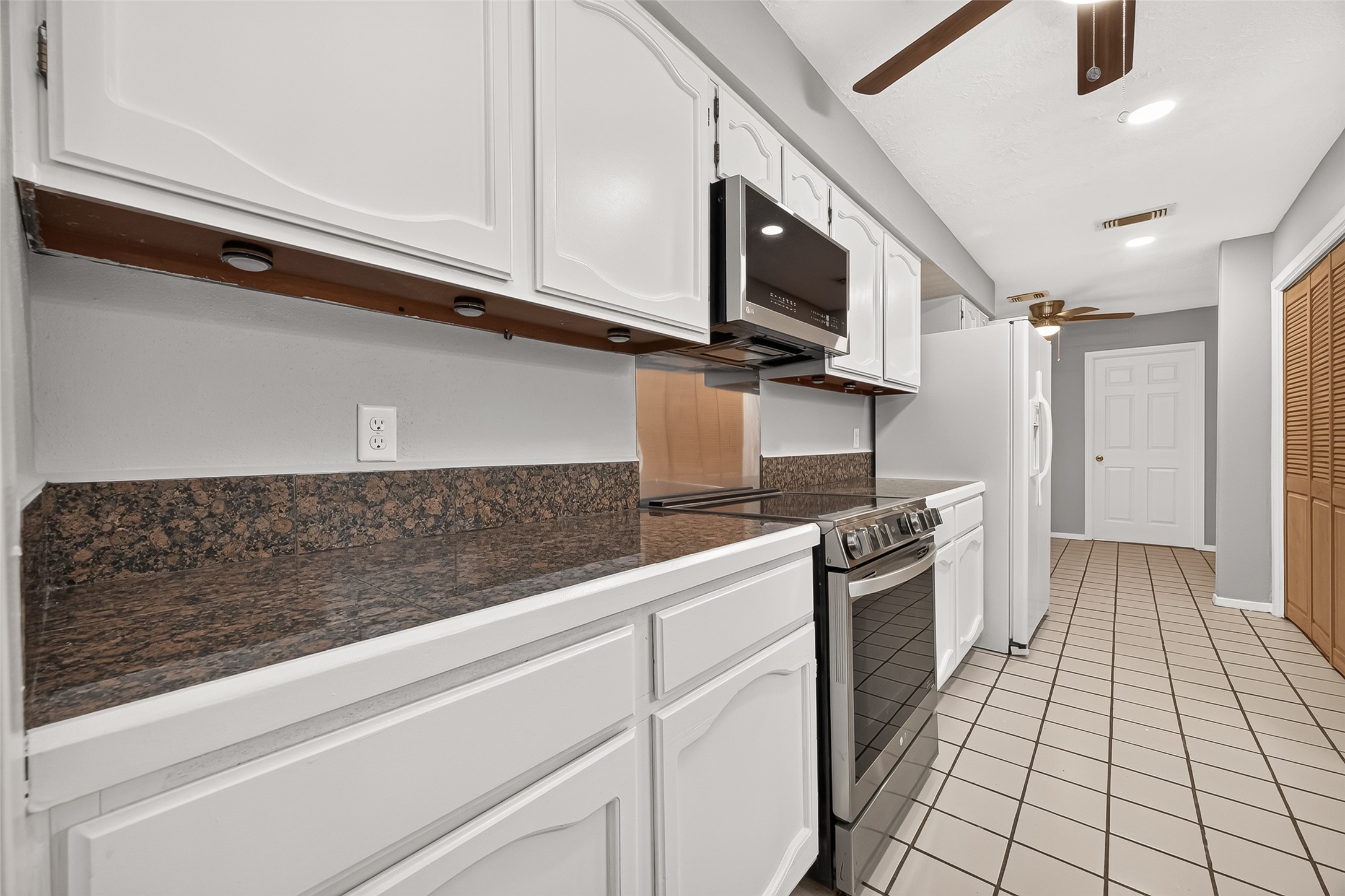 14223 Bateau Drive Property Photo 24