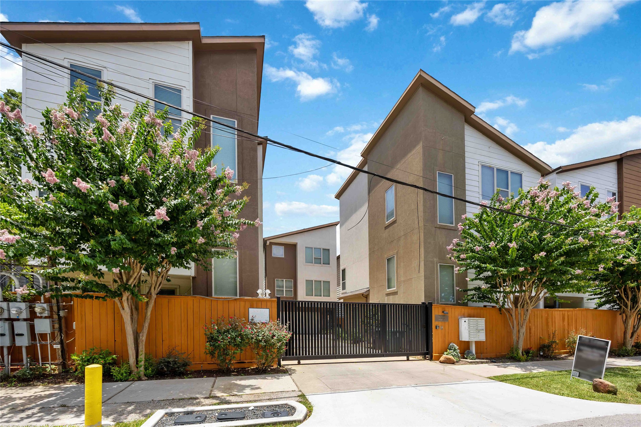 1529 Malone Street Property Photo 1